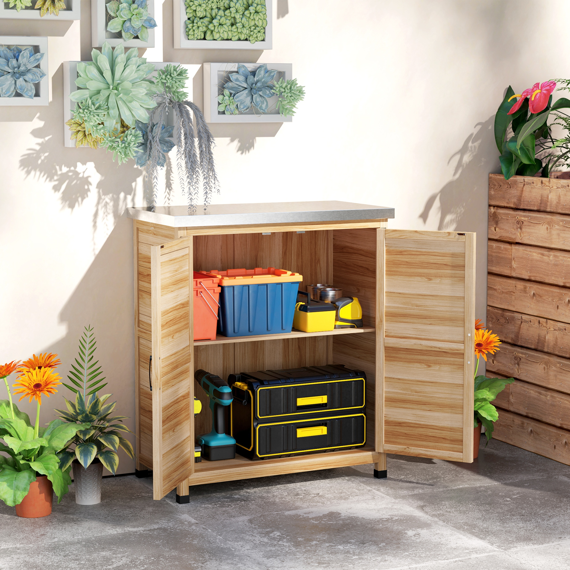 Armario de madera con herramientas y plantas. Puertas abiertas revelan cajas de herramientas y un taladro.