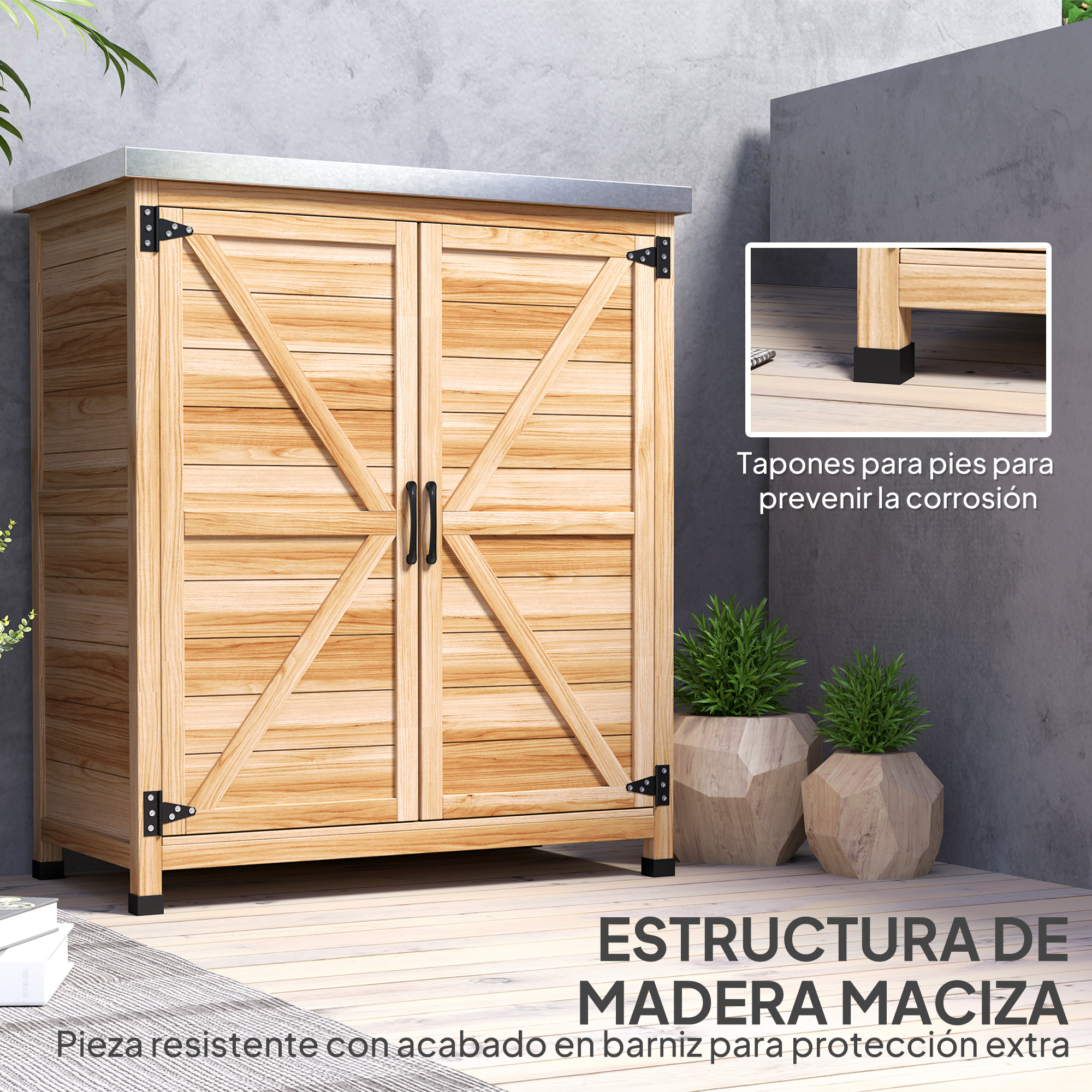 Armario de madera con tapa metálica, bisagras negras y dos puertas.