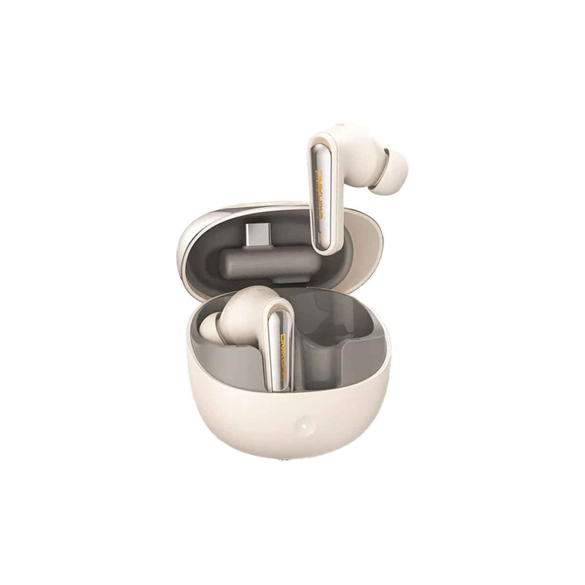 Un paio di auricolari wireless bianchi in una custodia di ricarica aperta con porta USB-C.