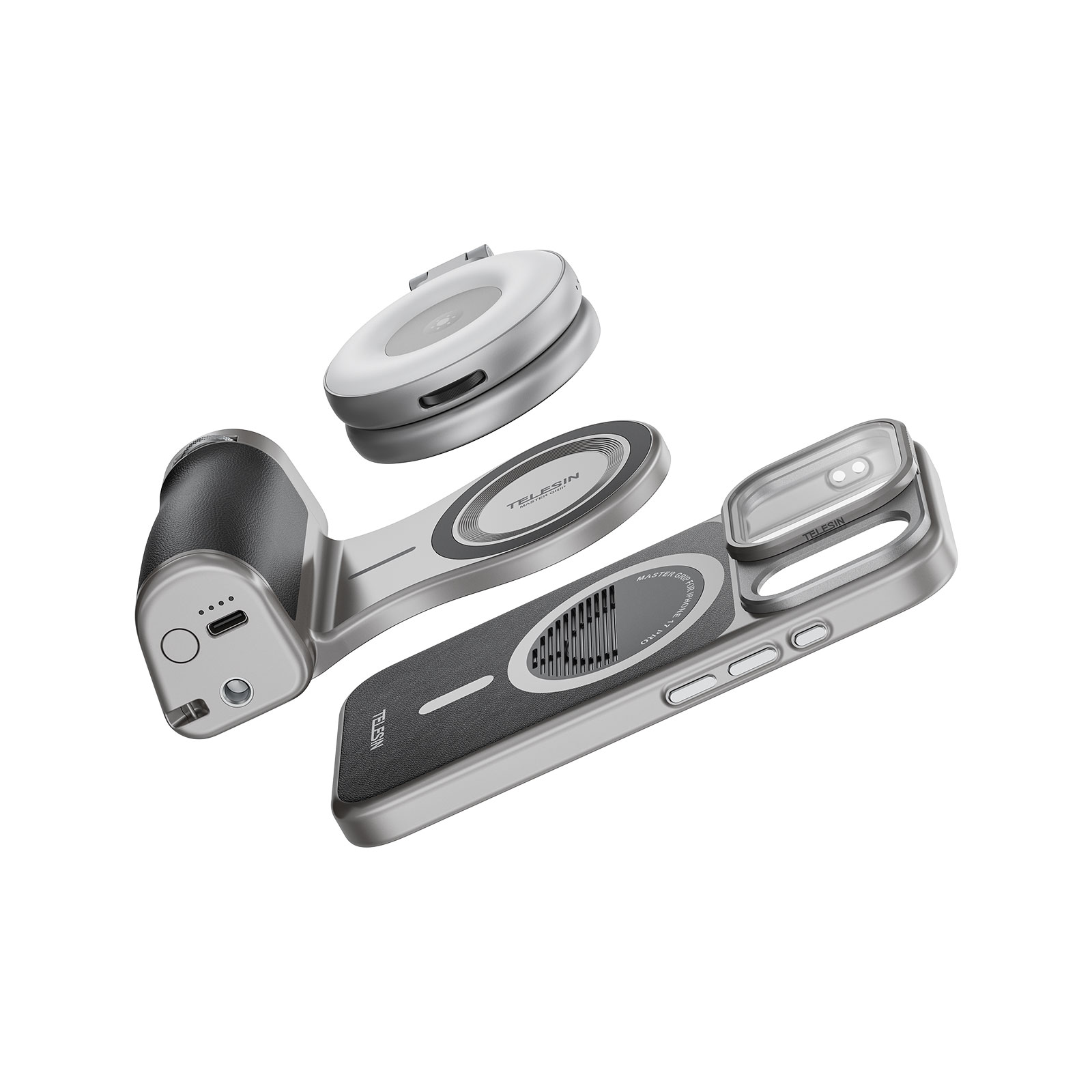 Un set di accessori argentati per telefono, tra cui un'impugnatura, un power bank e un alloggiamento per obiettivi.