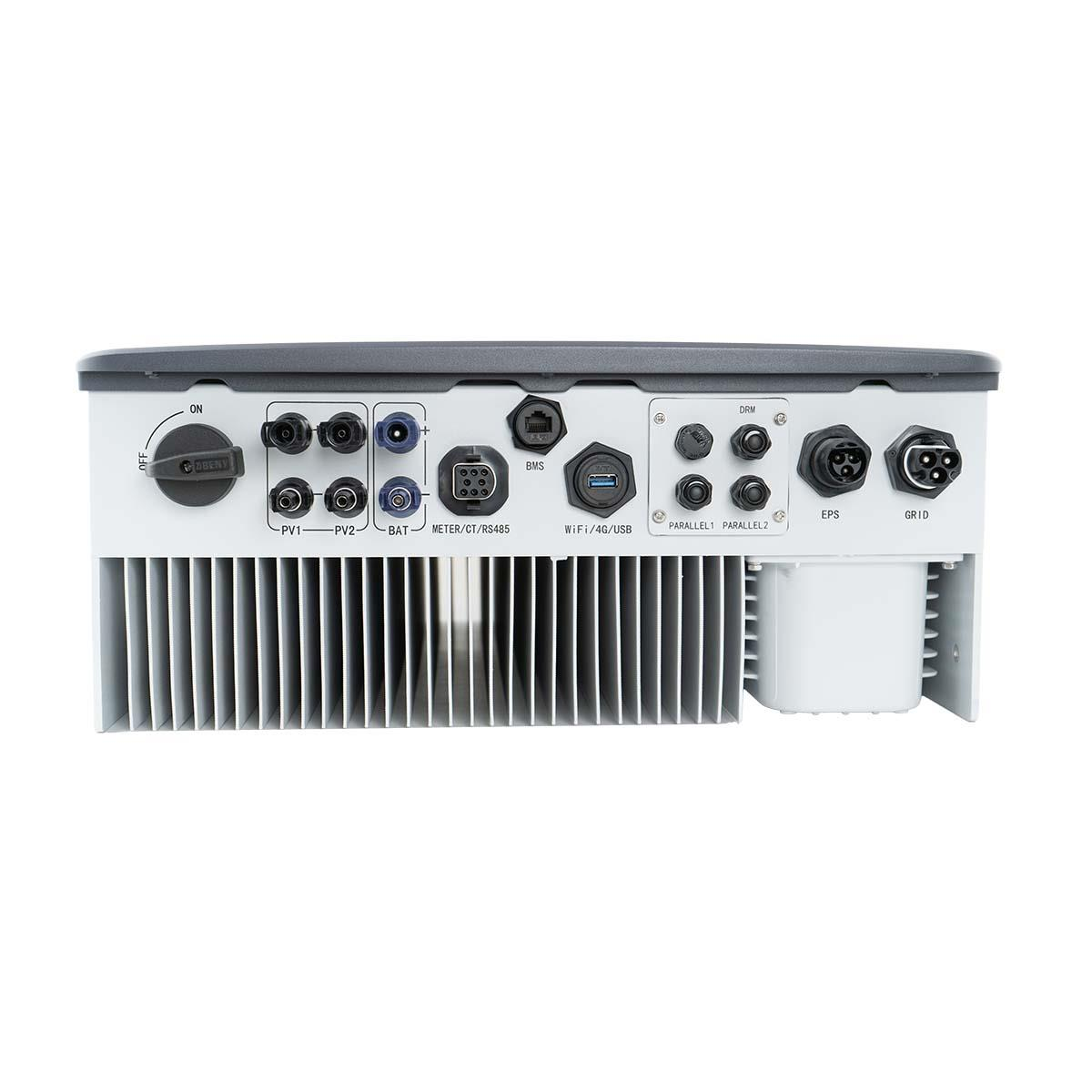 Ein Wechselrichter mit Anschlüssen für PV, Batterie, BMS, WLAN/4G/USB und Netz.