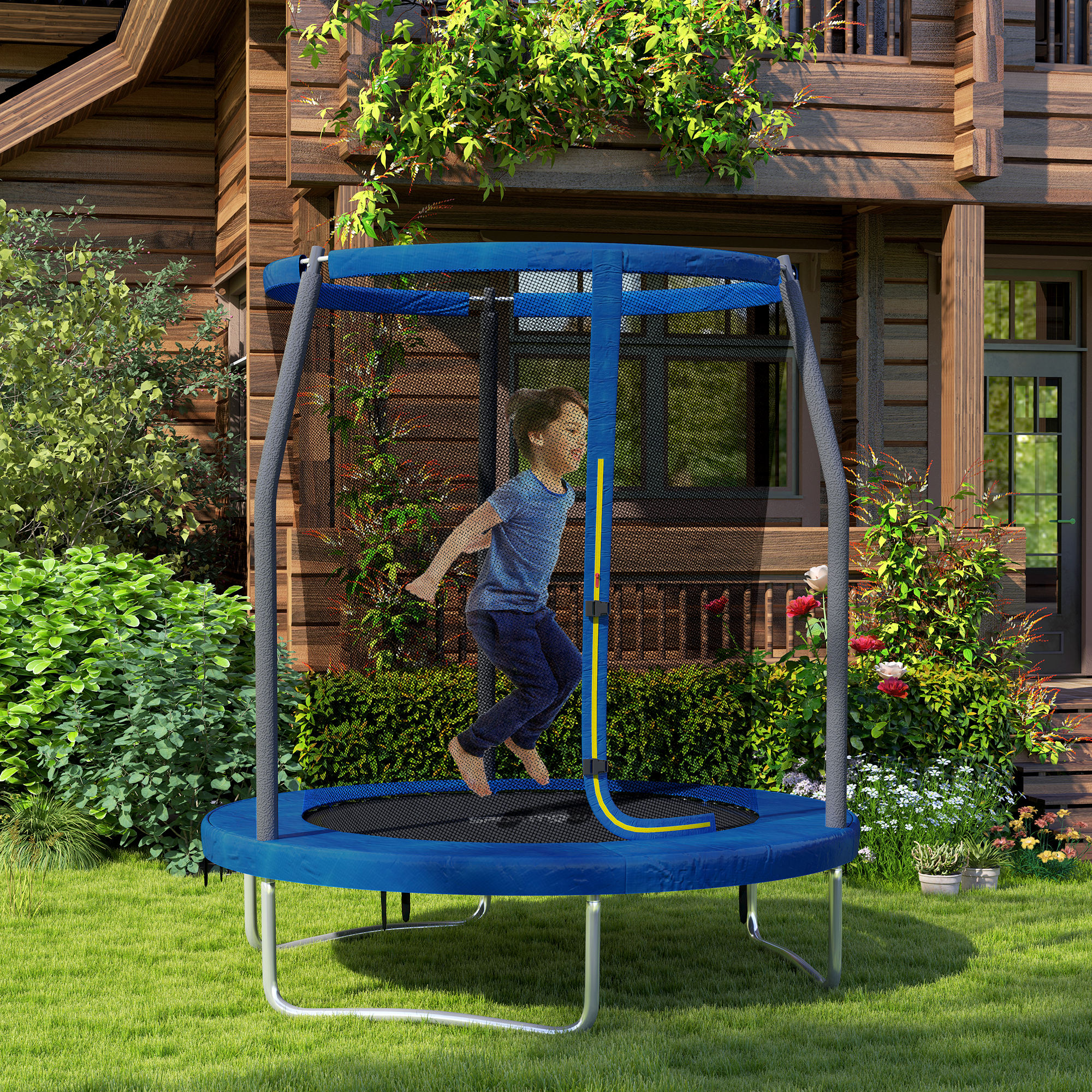 Un niño salta en un trampolín azul en un patio con césped cerca de una casa de madera.