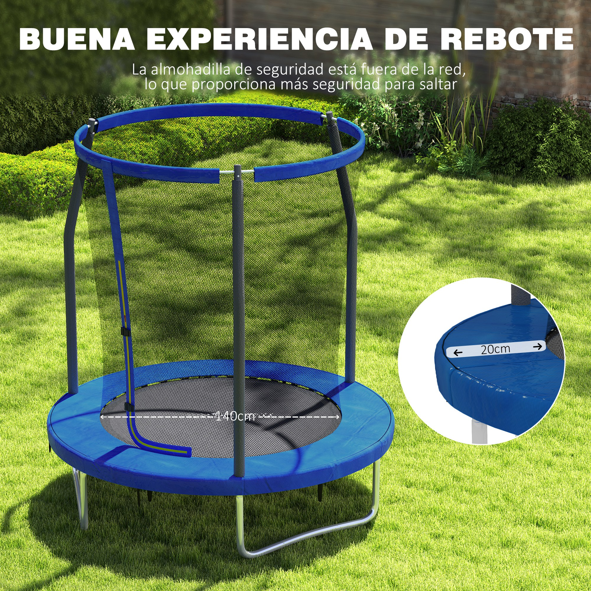 Un trampolín azul con red de seguridad sobre césped verde. El acolchado mide 20cm.