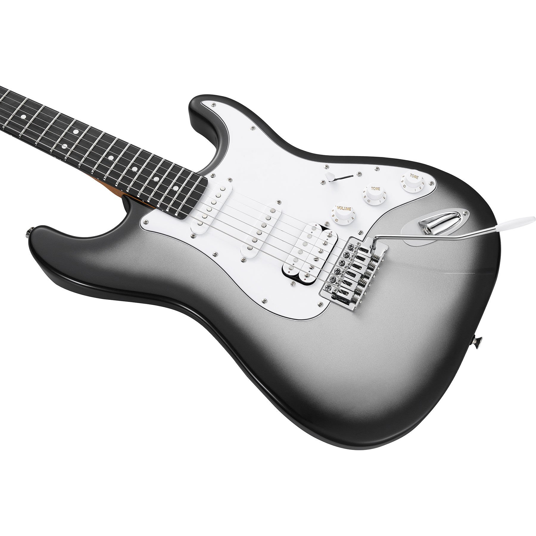 Beyaz pena korumalı, degrade siyah ve gümüş elektrik gitar, beyaz arka plan.