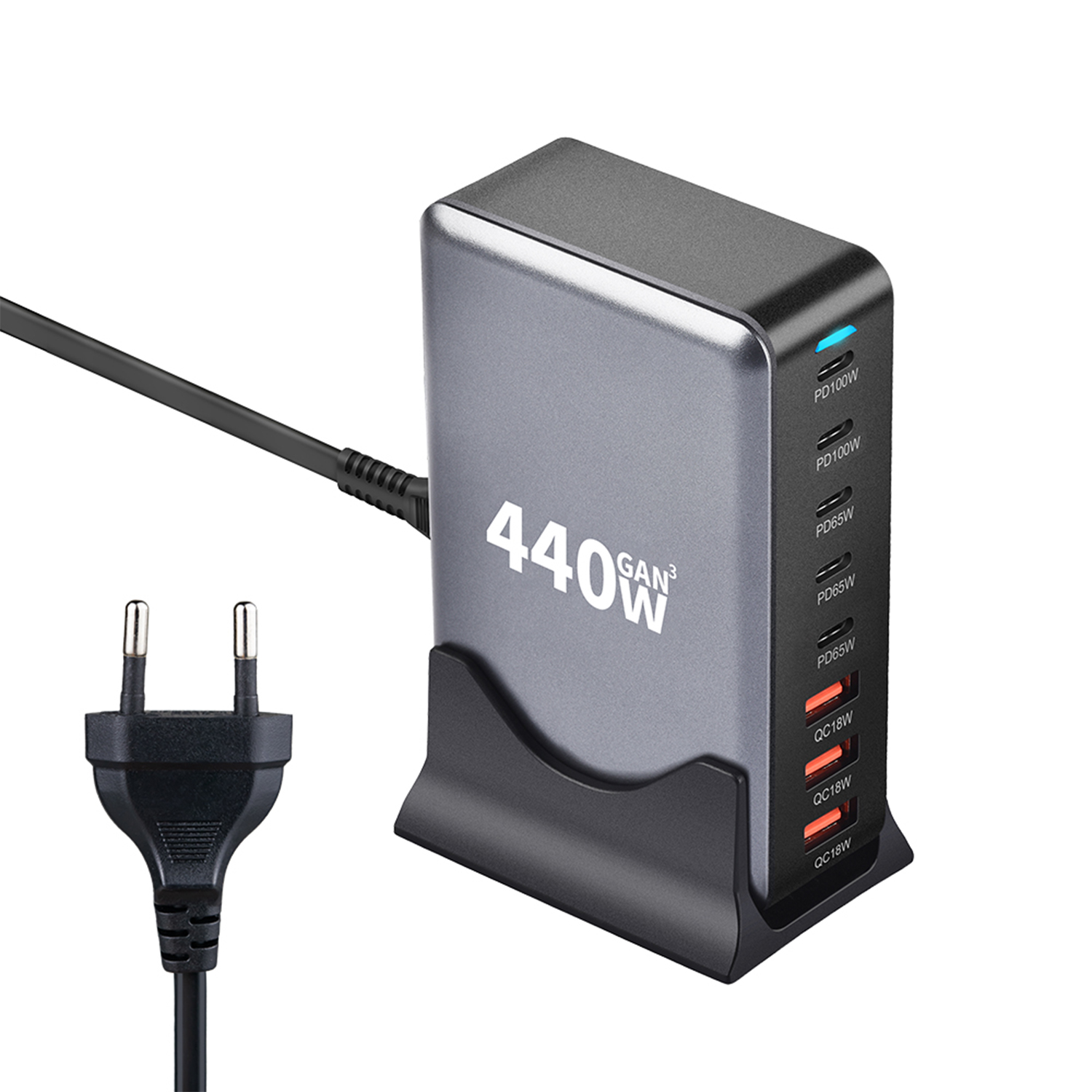 Cargador gris 440W GAN3 con múltiples puertos y cable de alimentación negro.