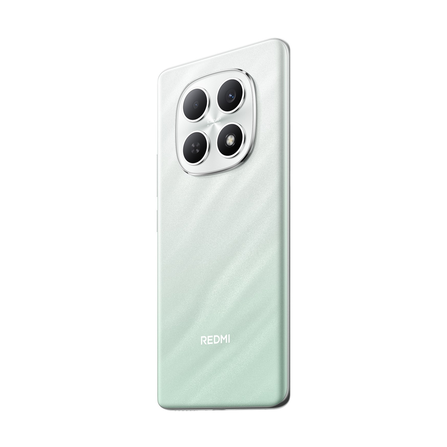 Uno smartphone verde chiaro con configurazione quad-camera posteriore.