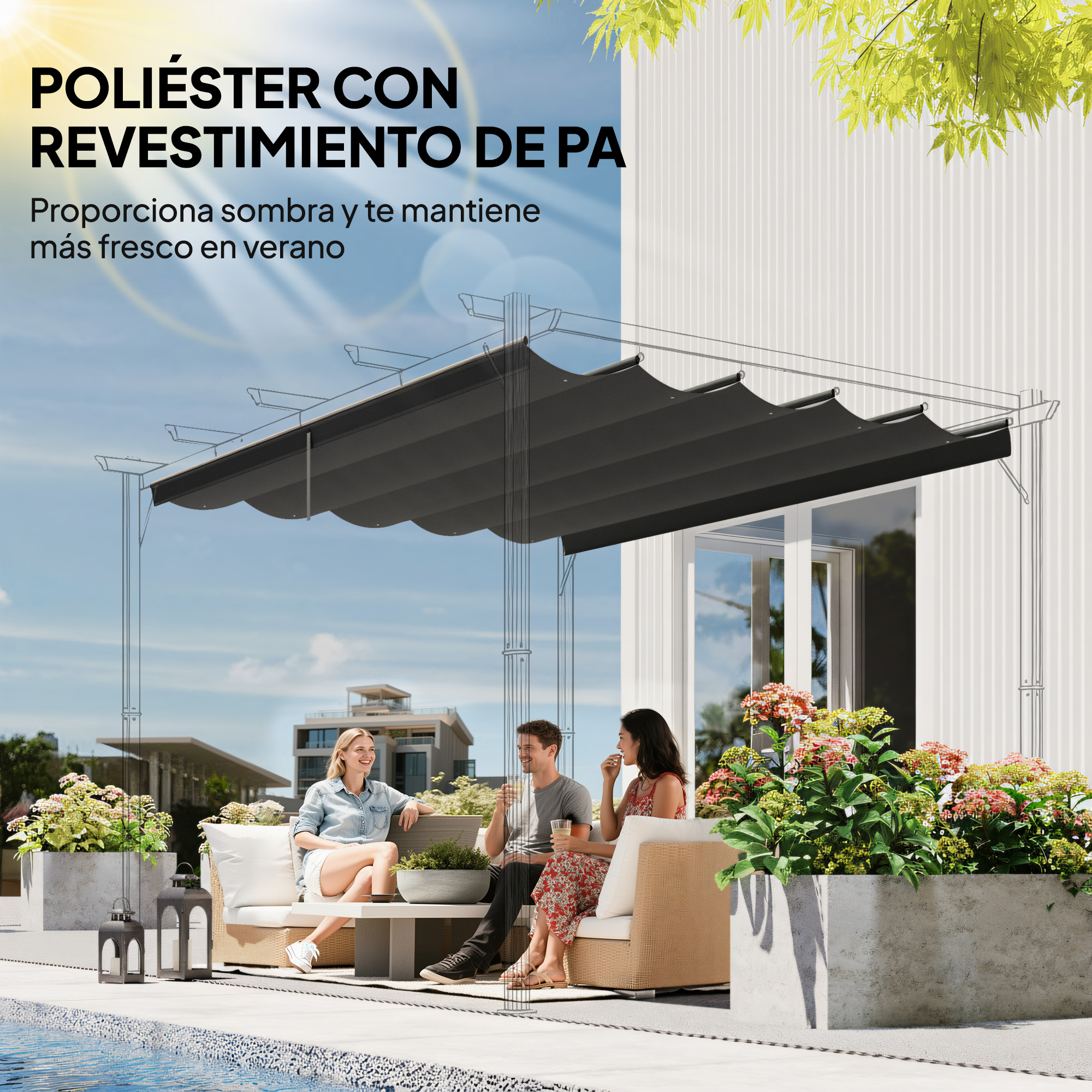 Tres personas se relajan bajo una pérgola oscura junto a una piscina. Hay plantas y muebles.