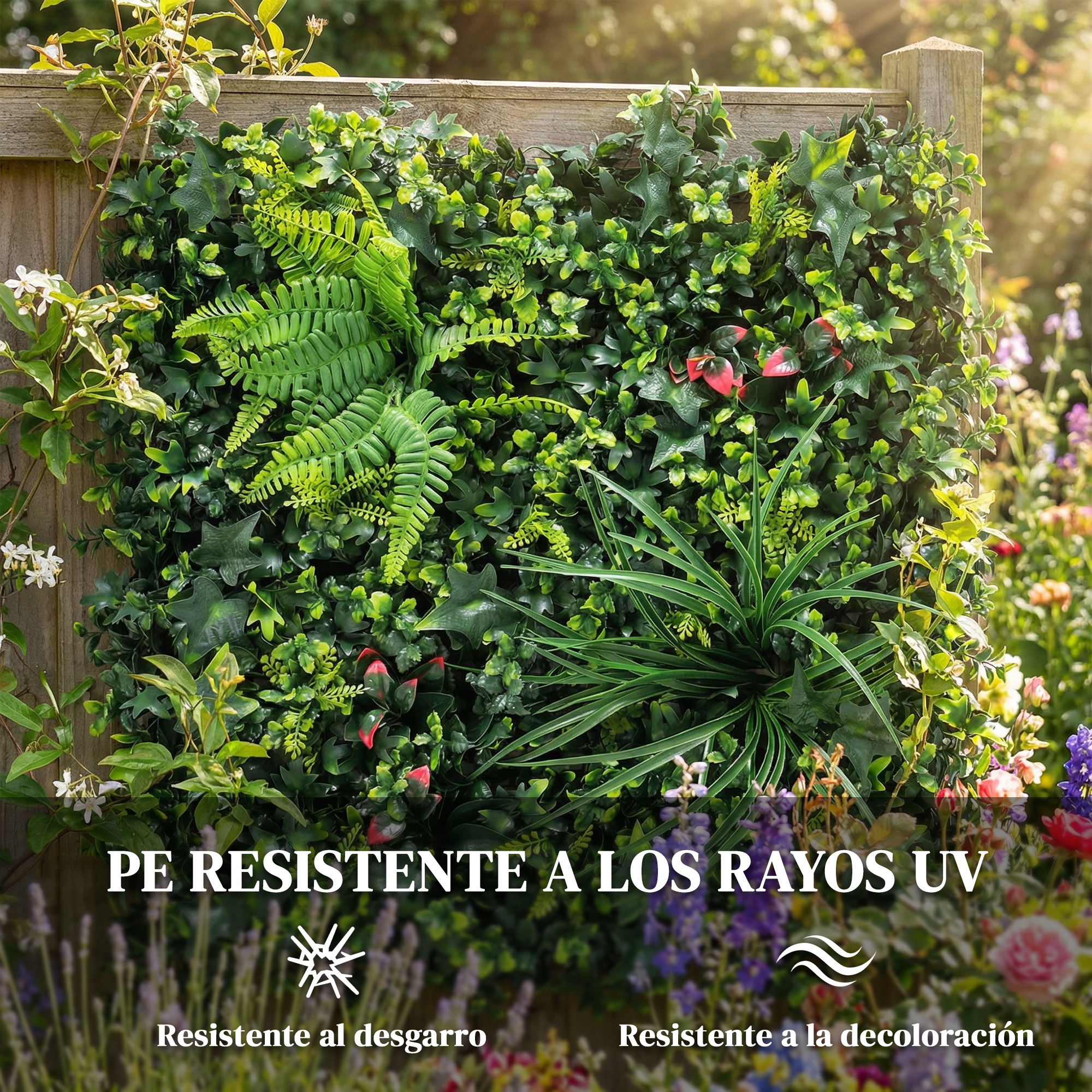 Una pared verde de plantas artificiales con flores y revestimiento de madera.