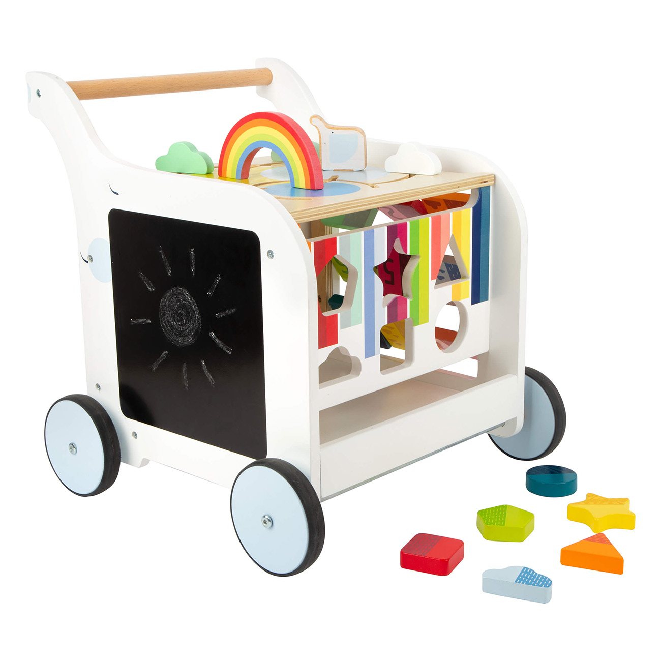 Ein weißer Lauflernwagen mit Holzgriff, Regenbogen, Wolken und Formensortierer.