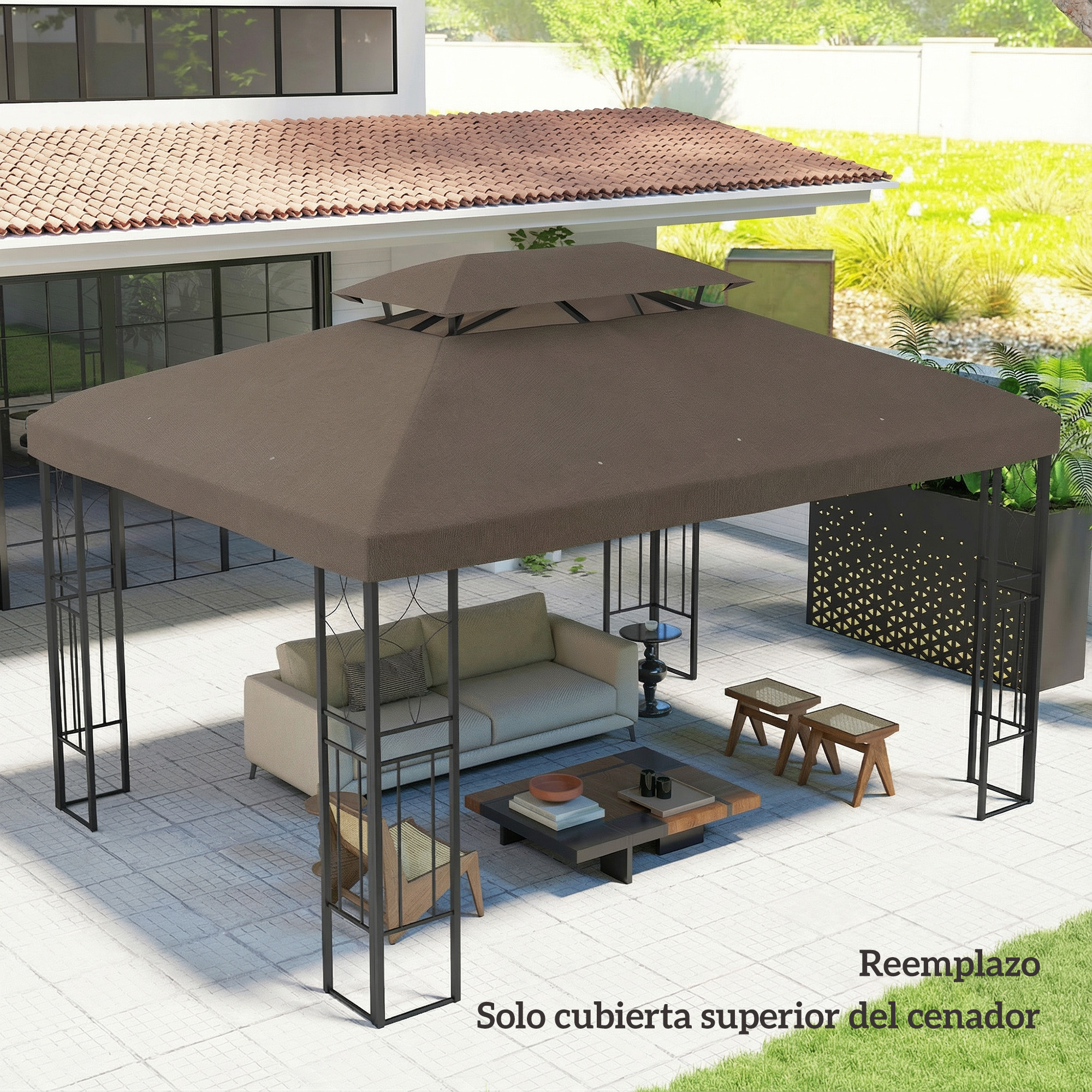 Pérgola marrón con sofá, mesa de centro y dos taburetes en un patio embaldosado.
