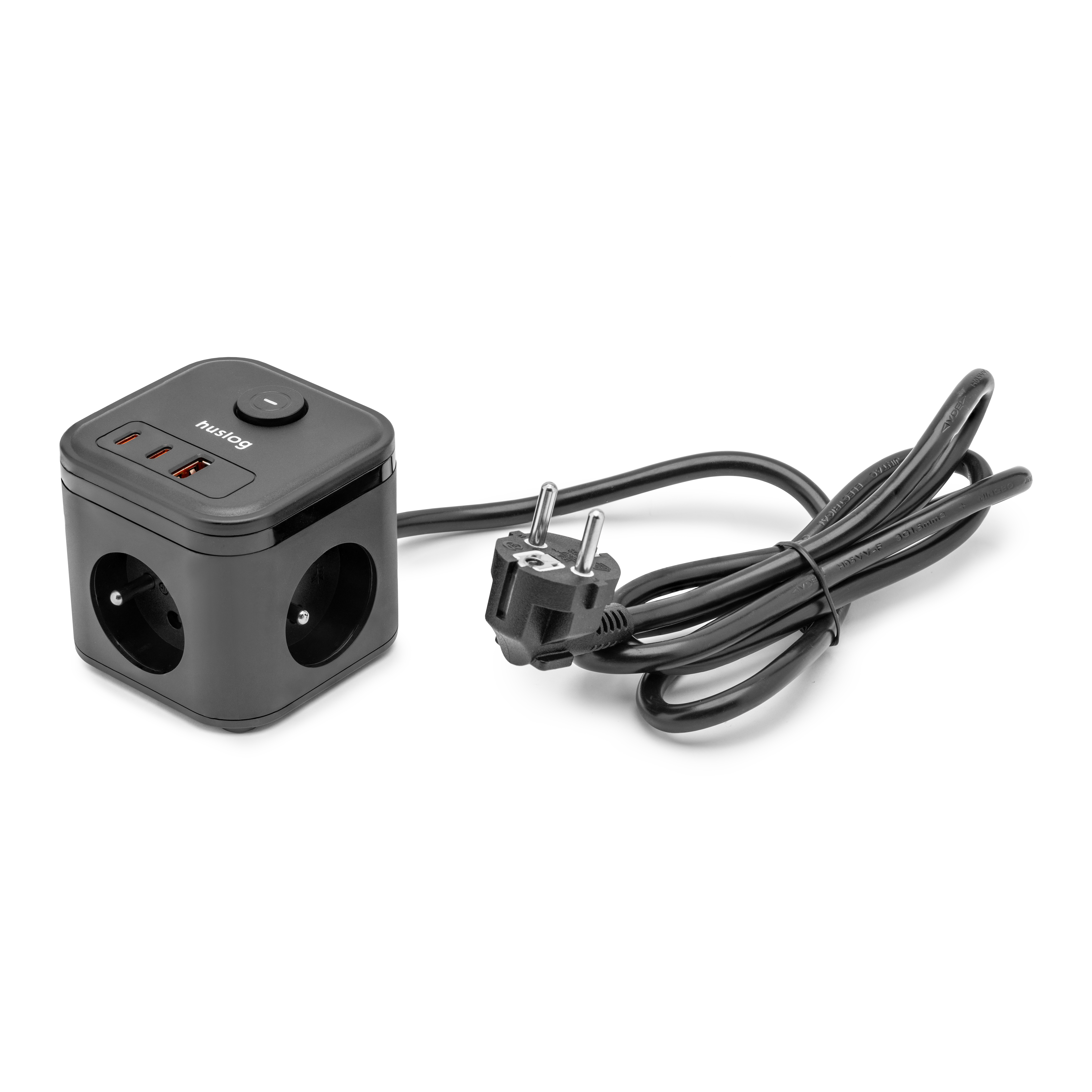 Czarna kostka przedłużacza z portami USB i wtyczką.