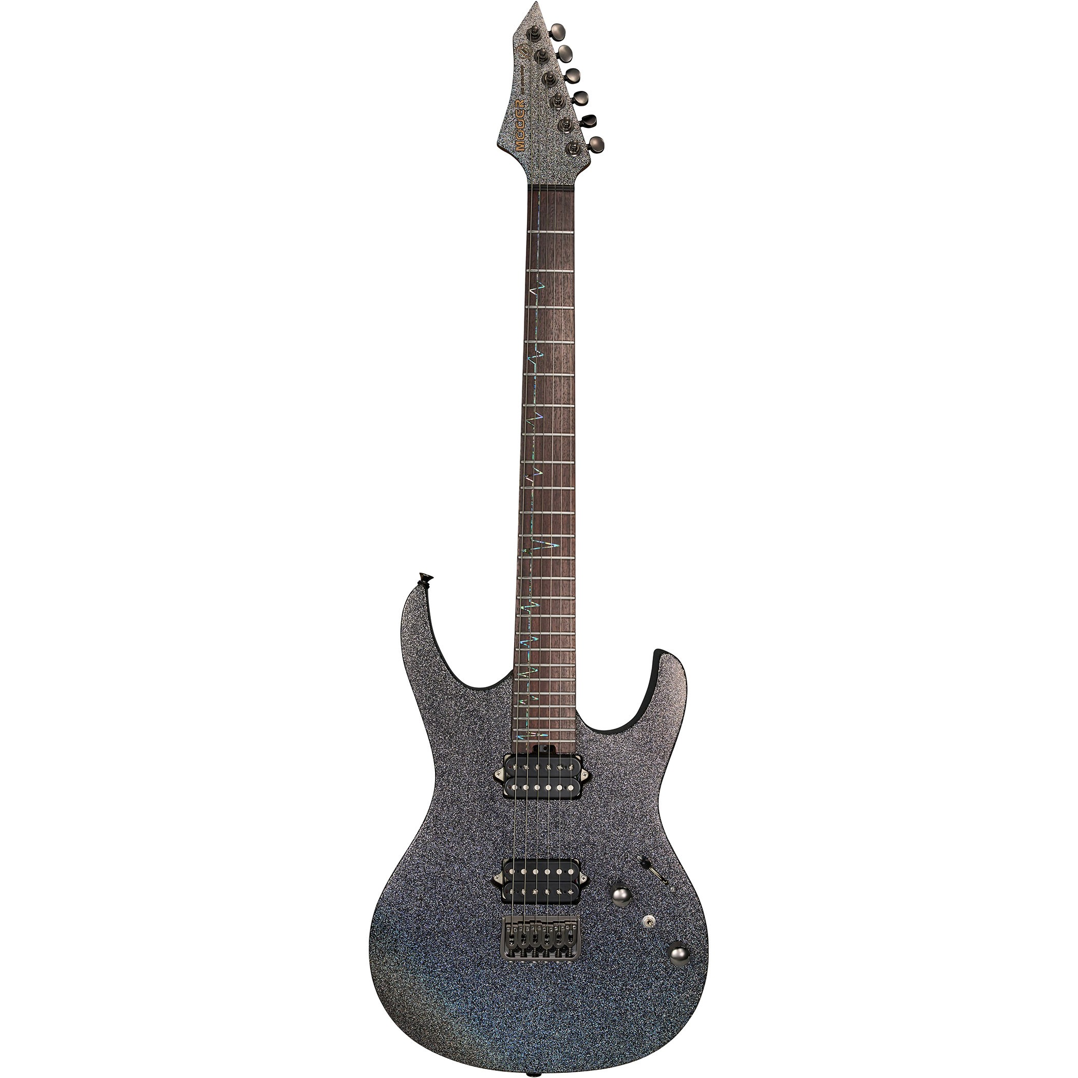 Koyu klavyeli ve gümüş akort burgulu parlak bir elektro gitar.
