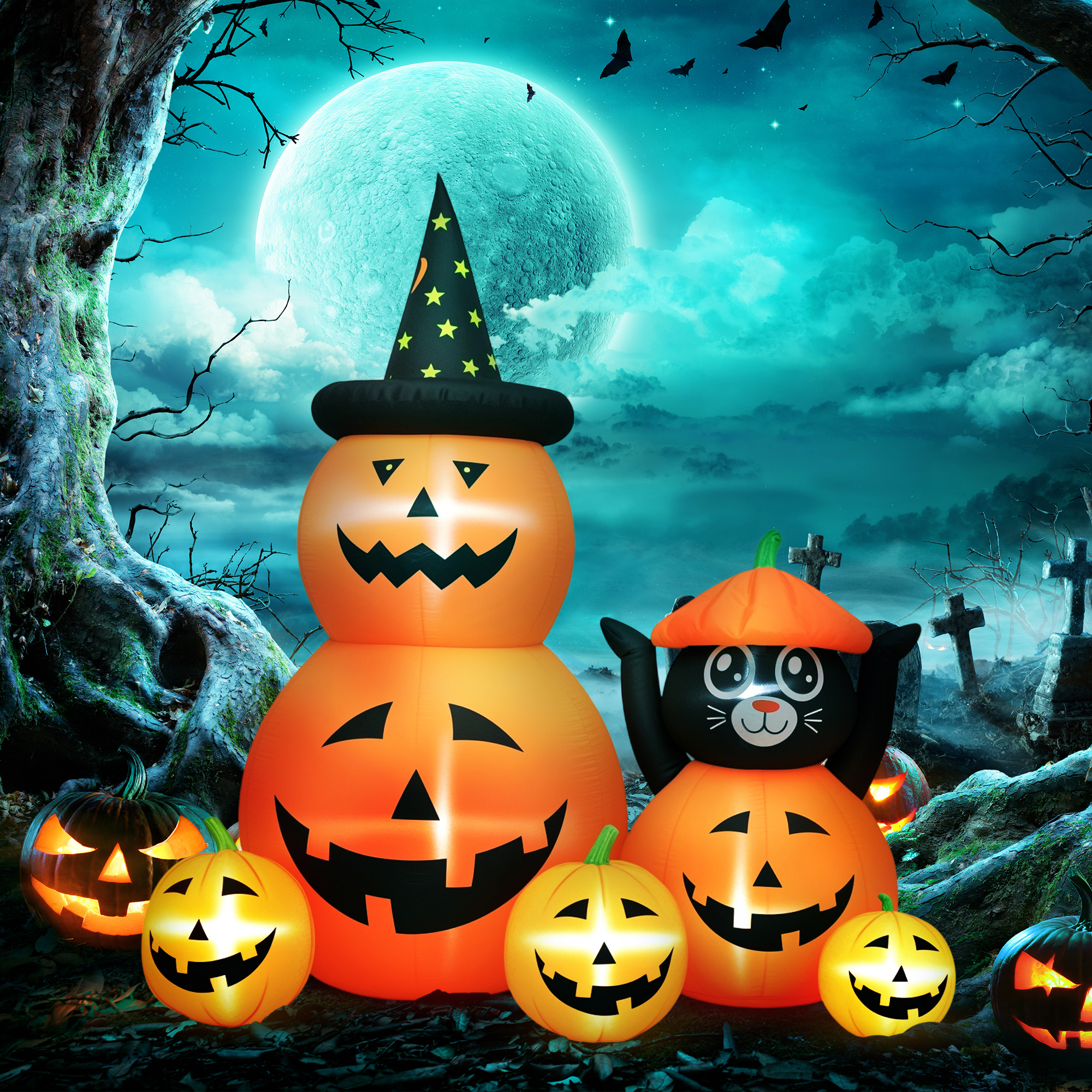 Escena de Halloween con calabazas inflables, una criatura felina y calabazas iluminadas.