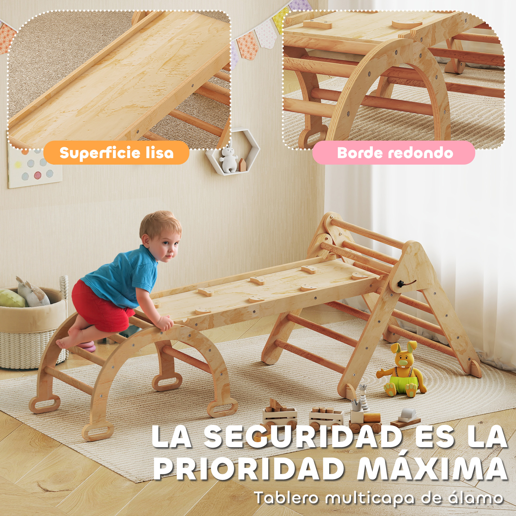 Un niño pequeño trepa en una estructura de juego de madera con superficie lisa y bordes redondeados.