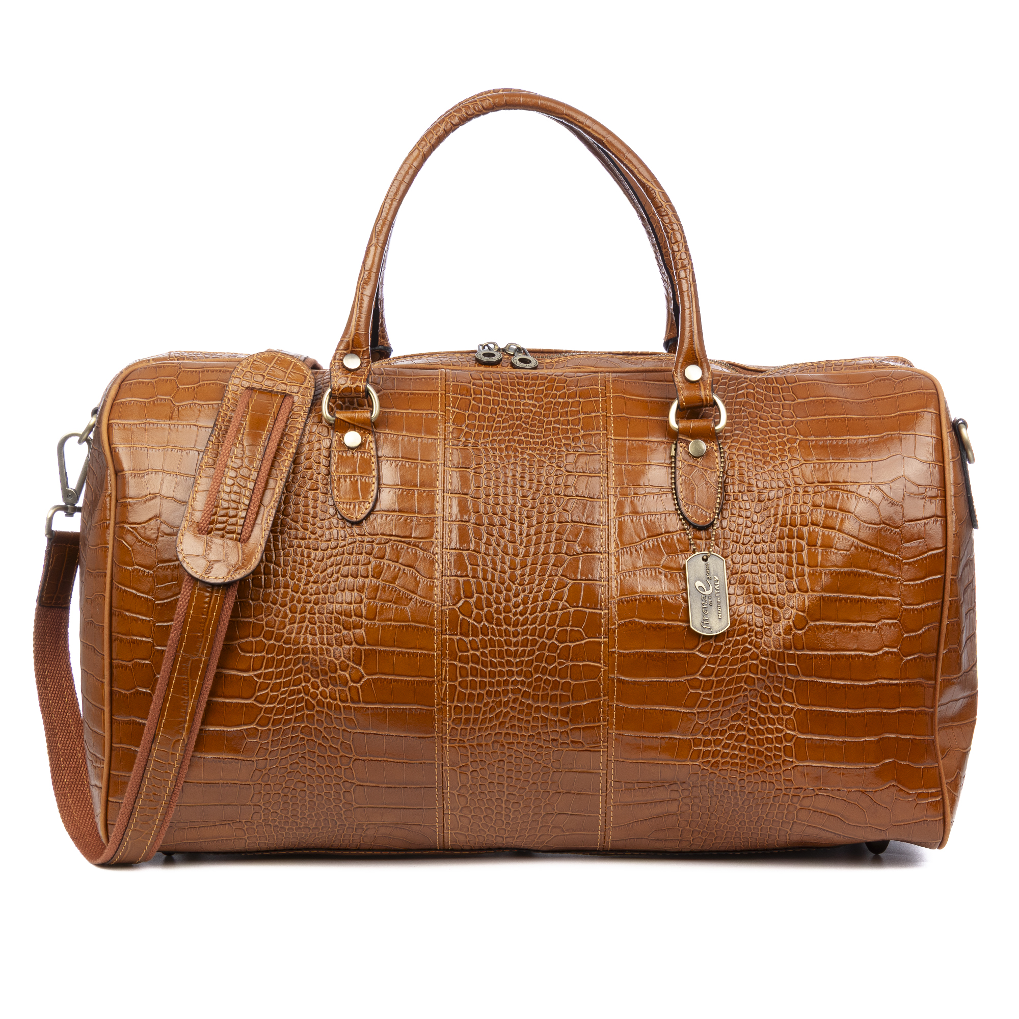Una borsa da viaggio marrone in pelle stampata coccodrillo con cerniere e manici.