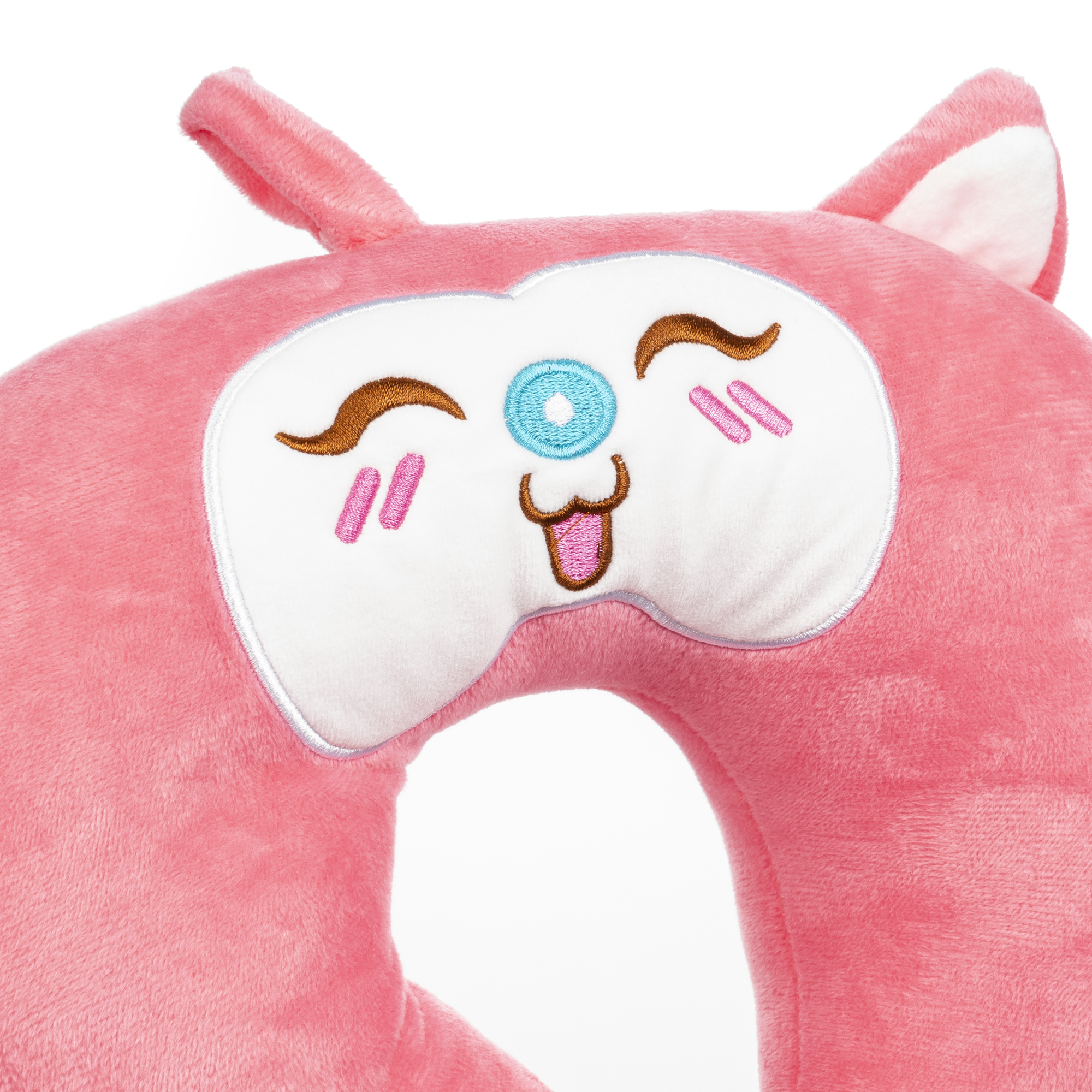 Un cuscino da collo rosa con una simpatica faccia di animale cucita.