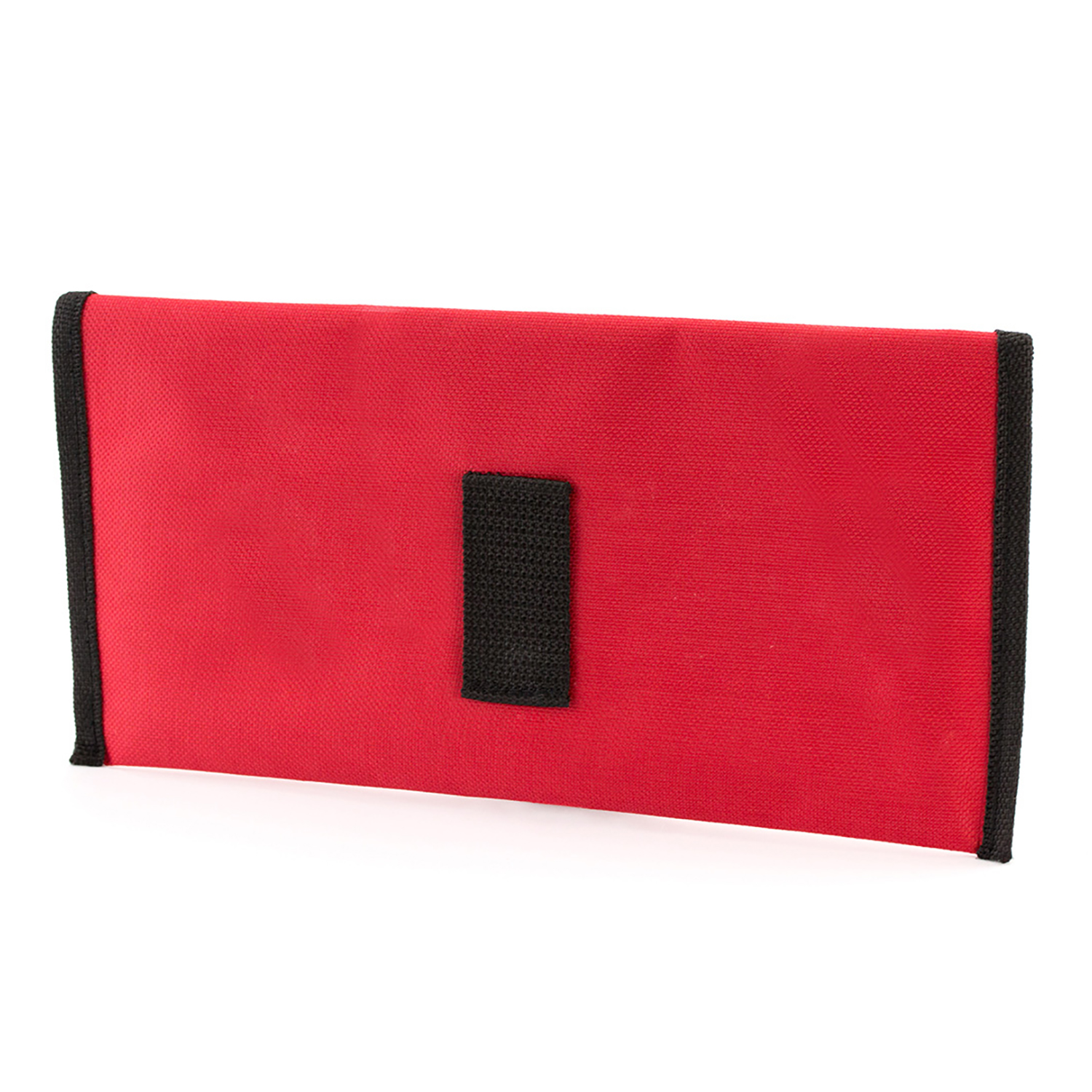 Custodia in tessuto rosso con cinturino in velcro nero al centro.