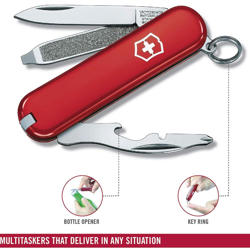 Açık bıçak, tırnak törpüsü ve şişe açacağı olan kırmızı bir Victorinox İsviçre çakısı.