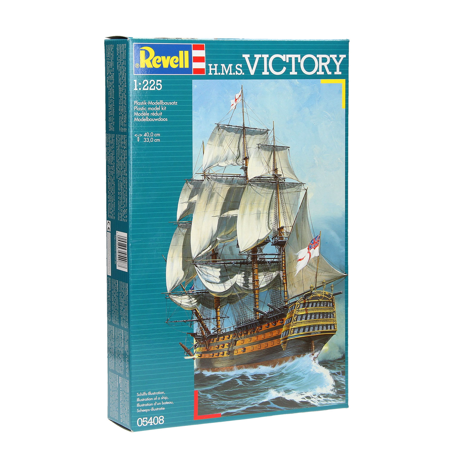 Model Revell HMS Victory, trzymasztowiec na wzburzonym morzu.