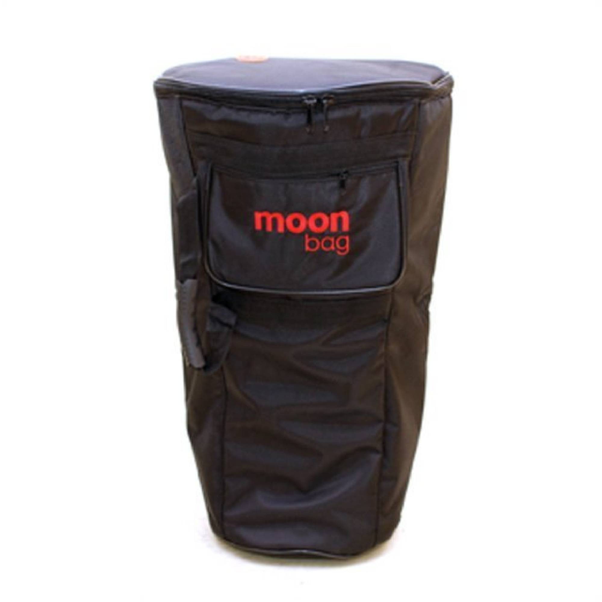 Kırmızı 'moon bag' yazılı siyah kumaş çanta.