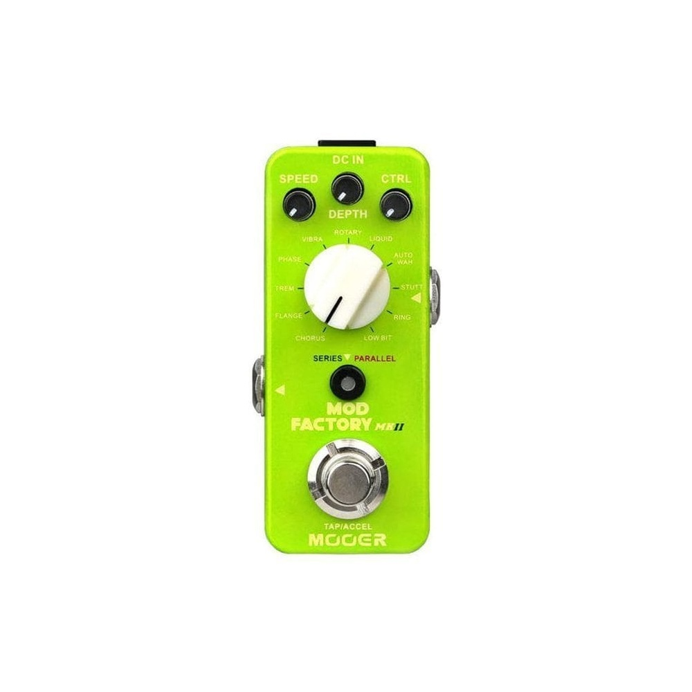 Kontrolleri ve etiketli modları olan parlak yeşil Mooer Mod Factory MKII efekt pedalı.