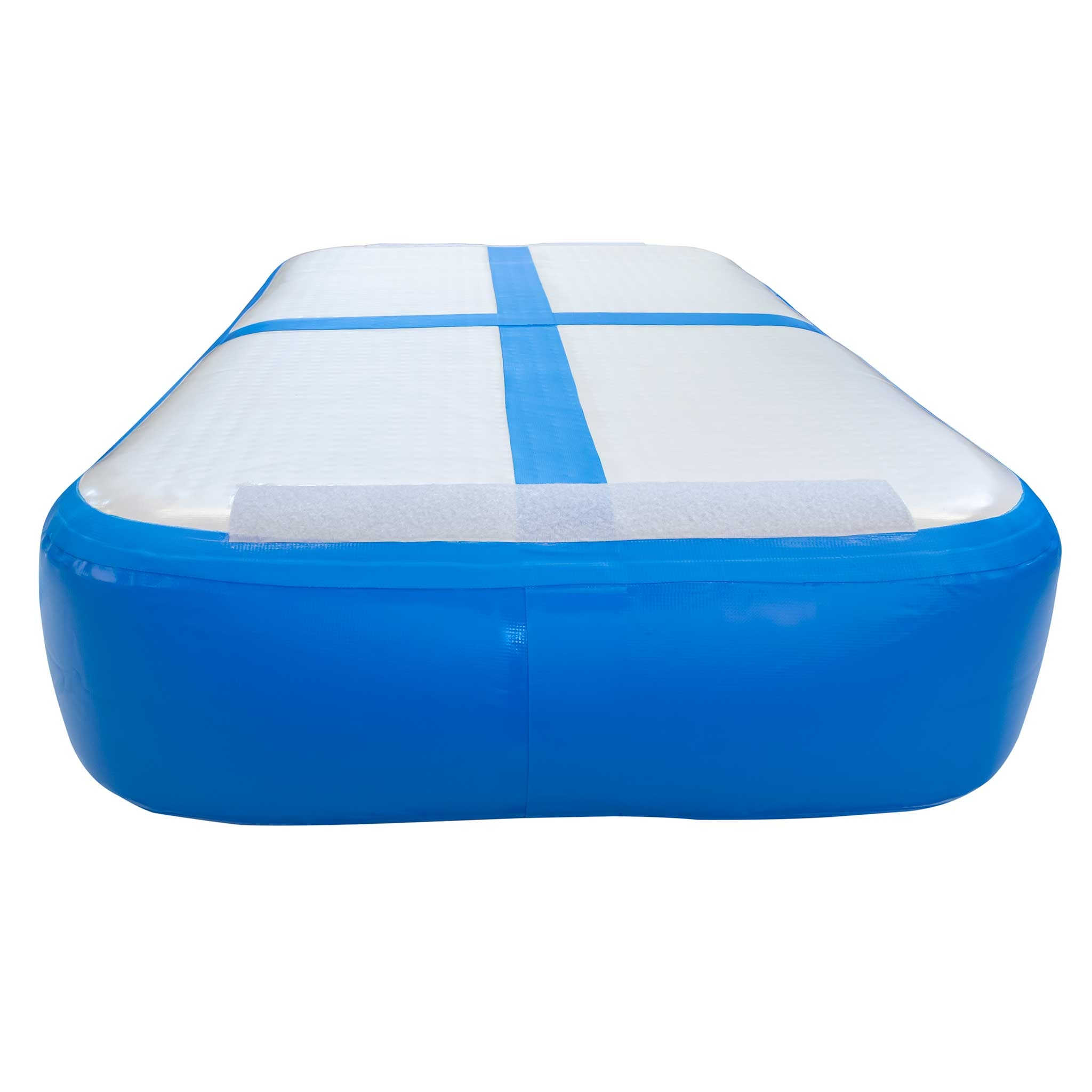 Nadmuchiwana niebiesko-biała mata gimnastyczna z niebieskimi paskami.