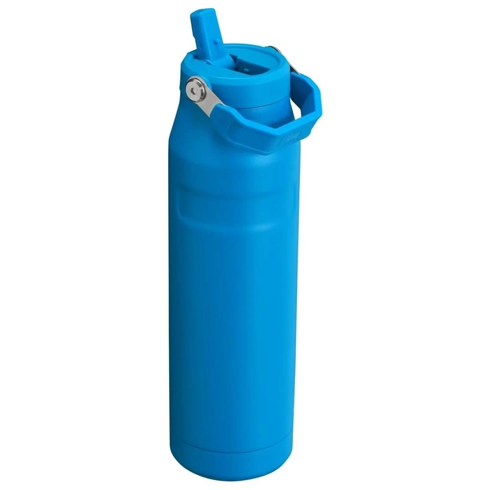 Eine blaue Wasserflasche mit einem Henkel und einem ausklappbaren Strohhalm.