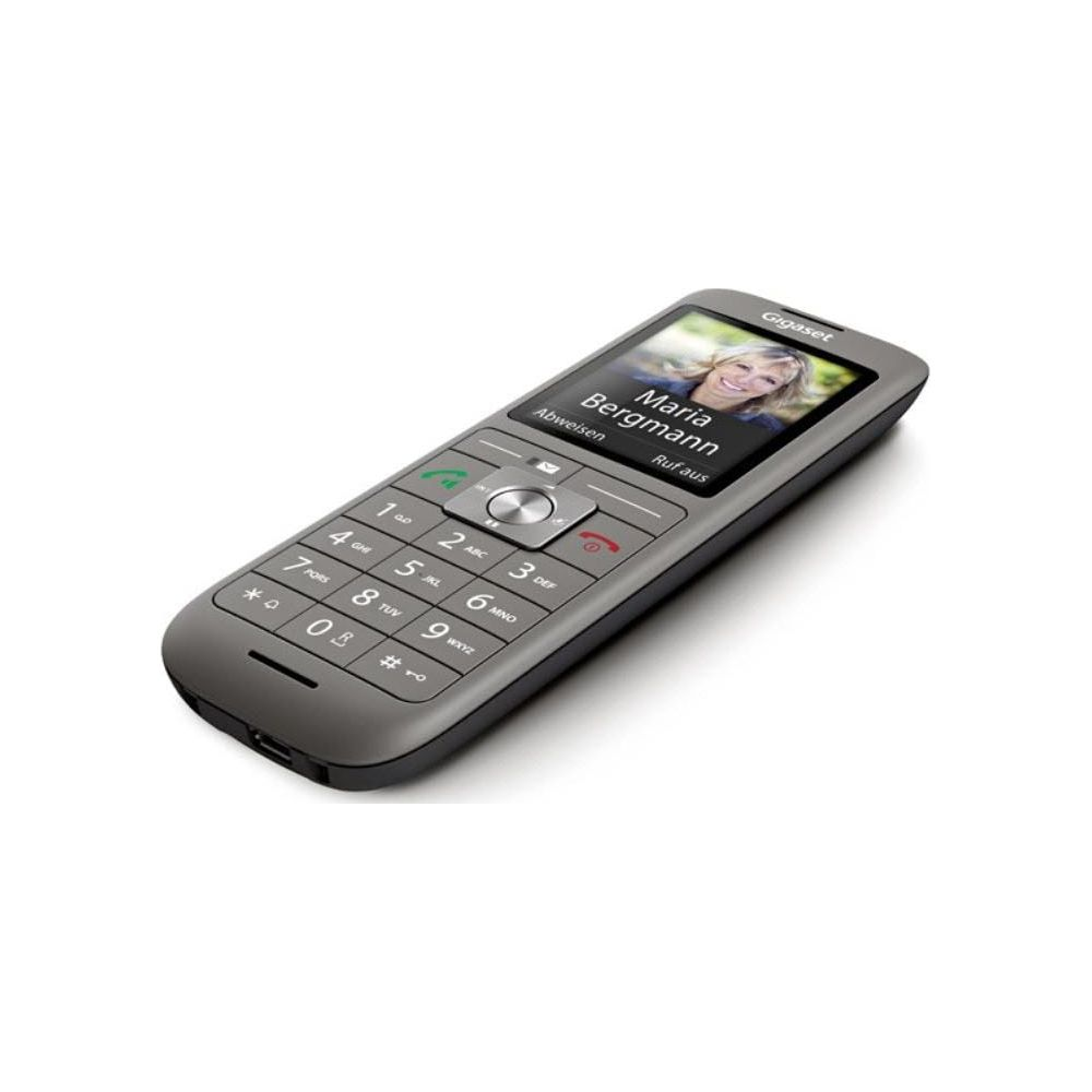 Graues Gigaset-Telefon mit Foto und Namen einer Frau auf dem Bildschirm.