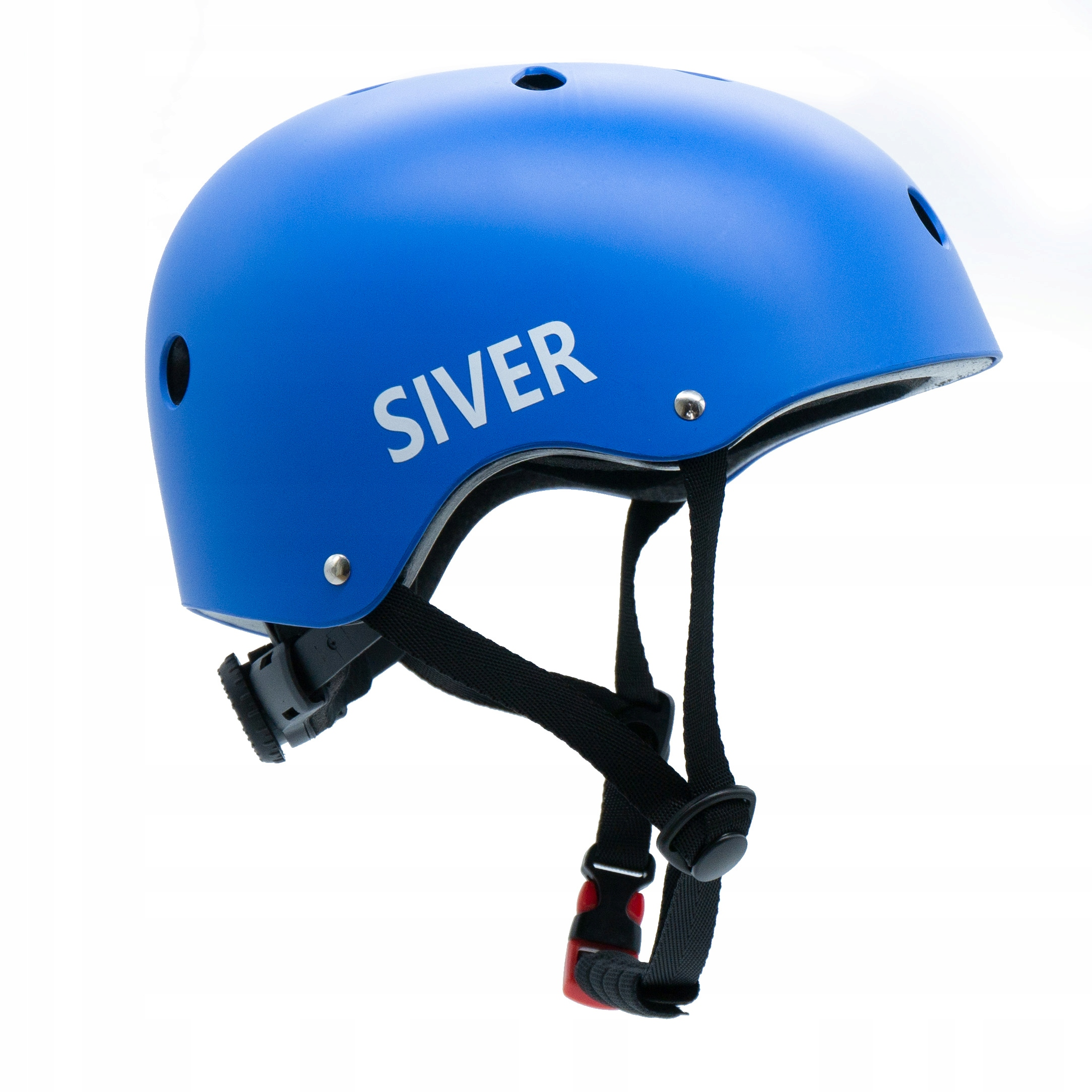 Un casco blu con stampa bianca "SIVER" e cinghie nere.