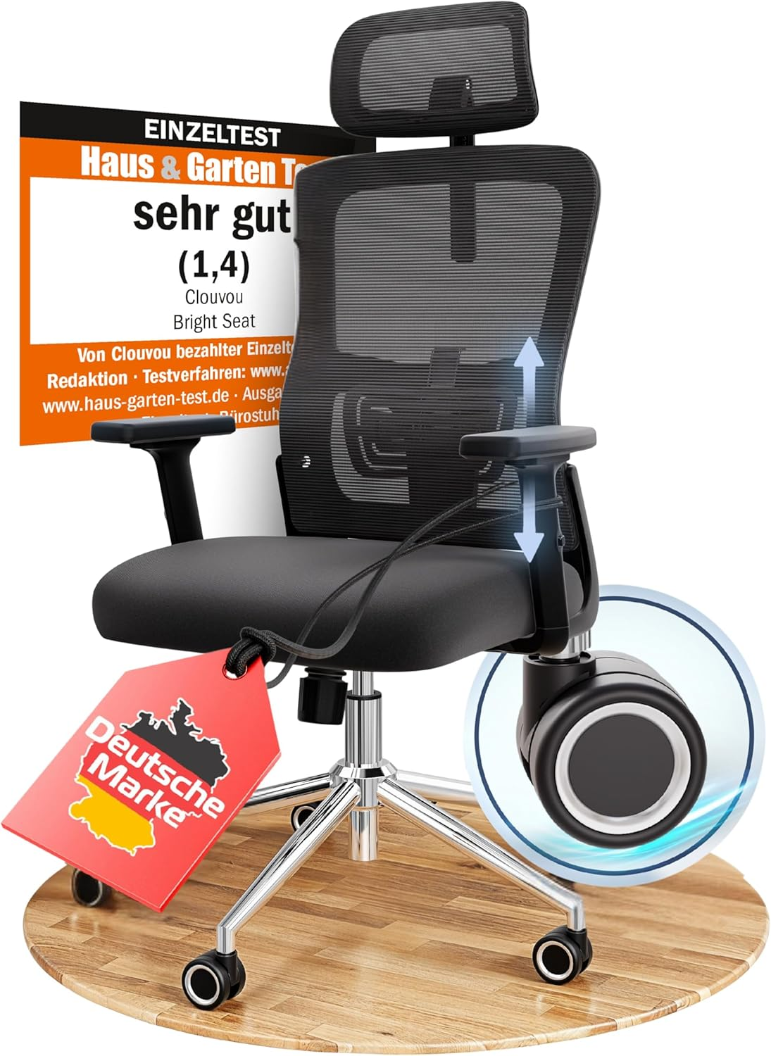 Ein schwarzer Bürostuhl mit Kopfstütze und Armlehnen steht auf einem Holzfußboden.