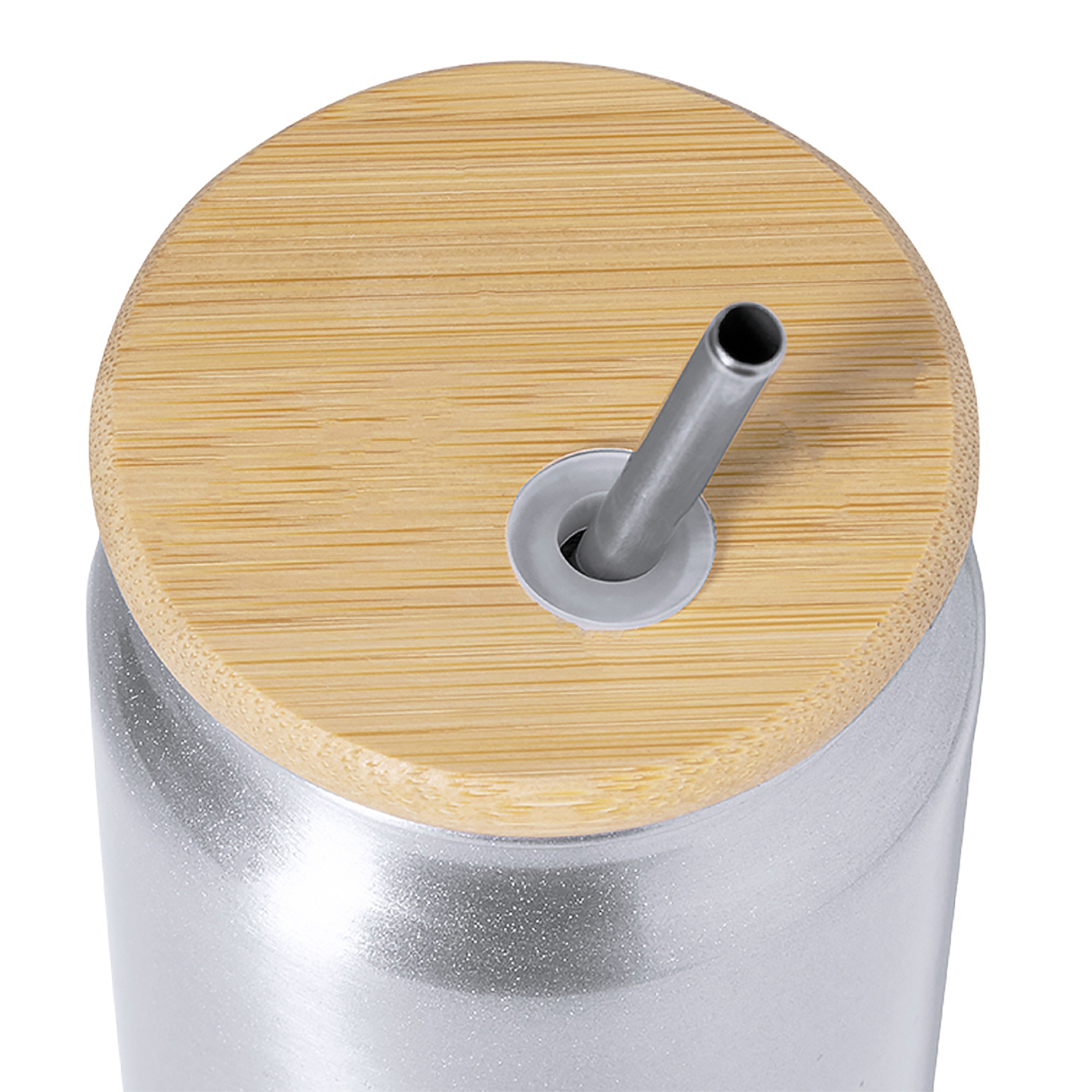 Una tazza d'argento con coperchio di legno e cannuccia di metallo.
