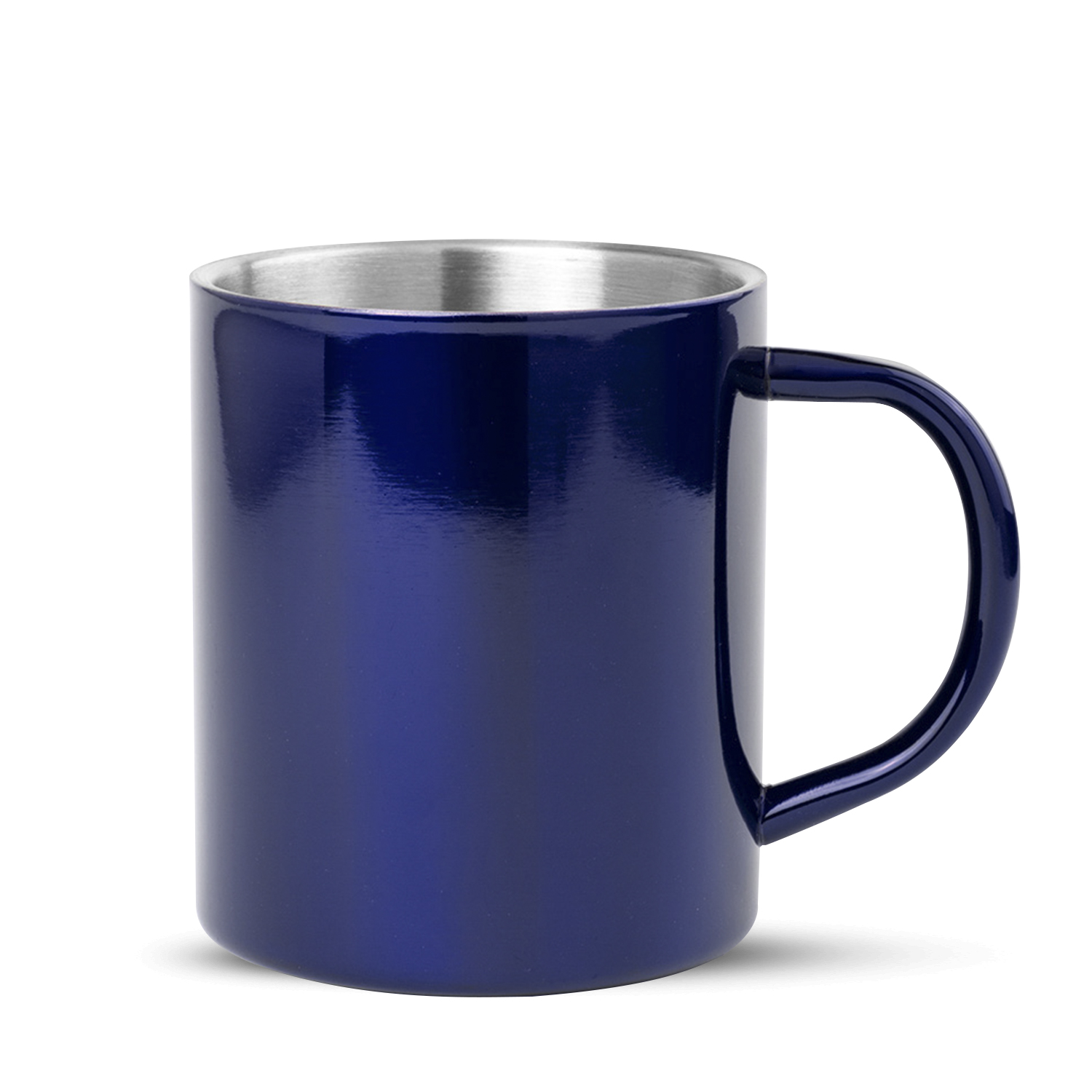 Tazza blu scuro con bordo e manico argentati, isolata su sfondo bianco.