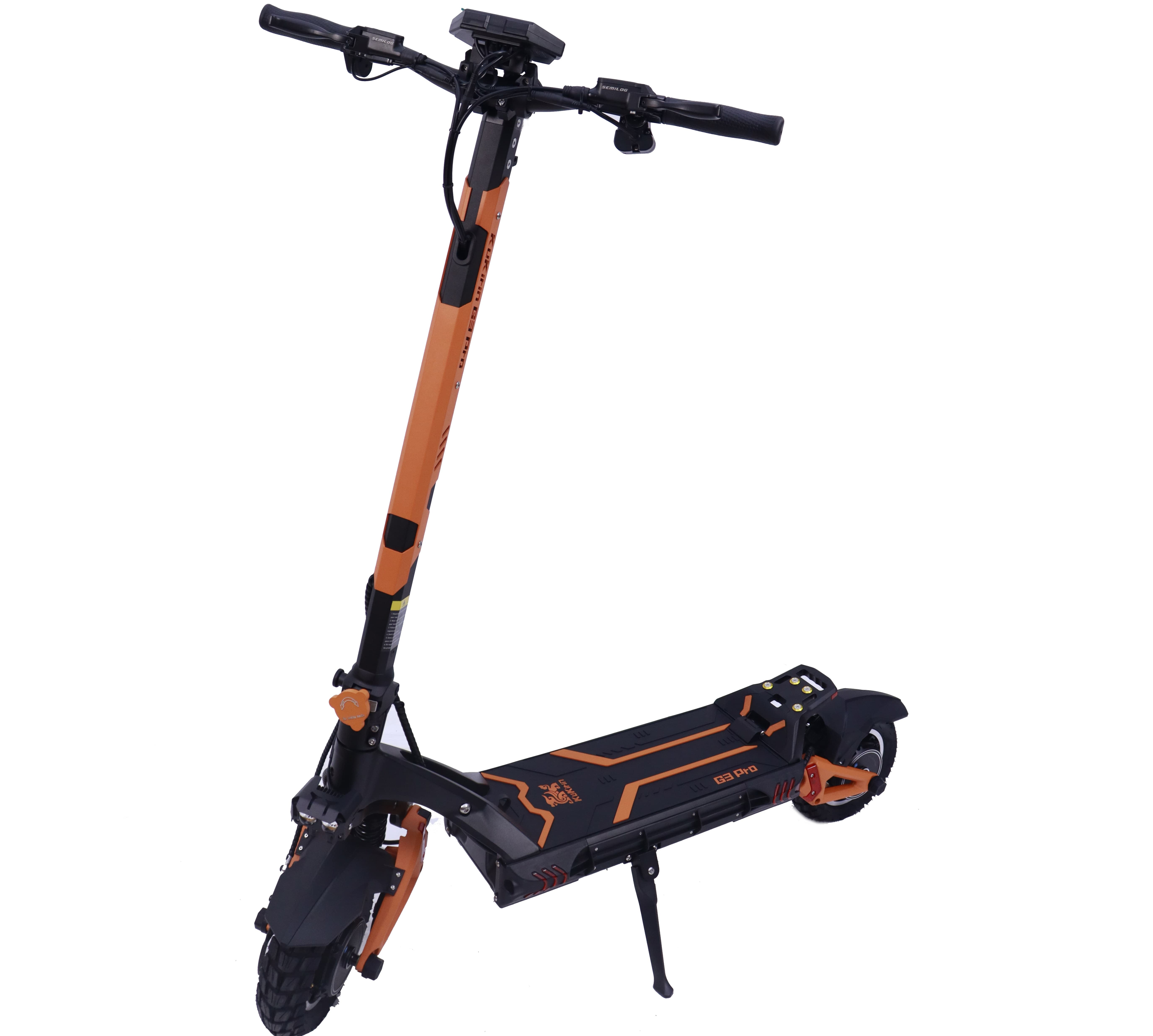 Uno scooter elettrico arancione e nero con ruote, cavalletto e manubrio.