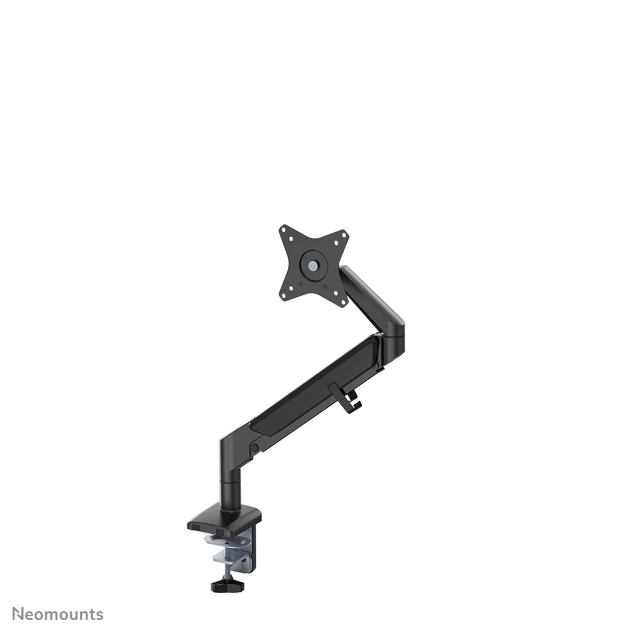 Zwarte monitorarm met klem op witte achtergrond.