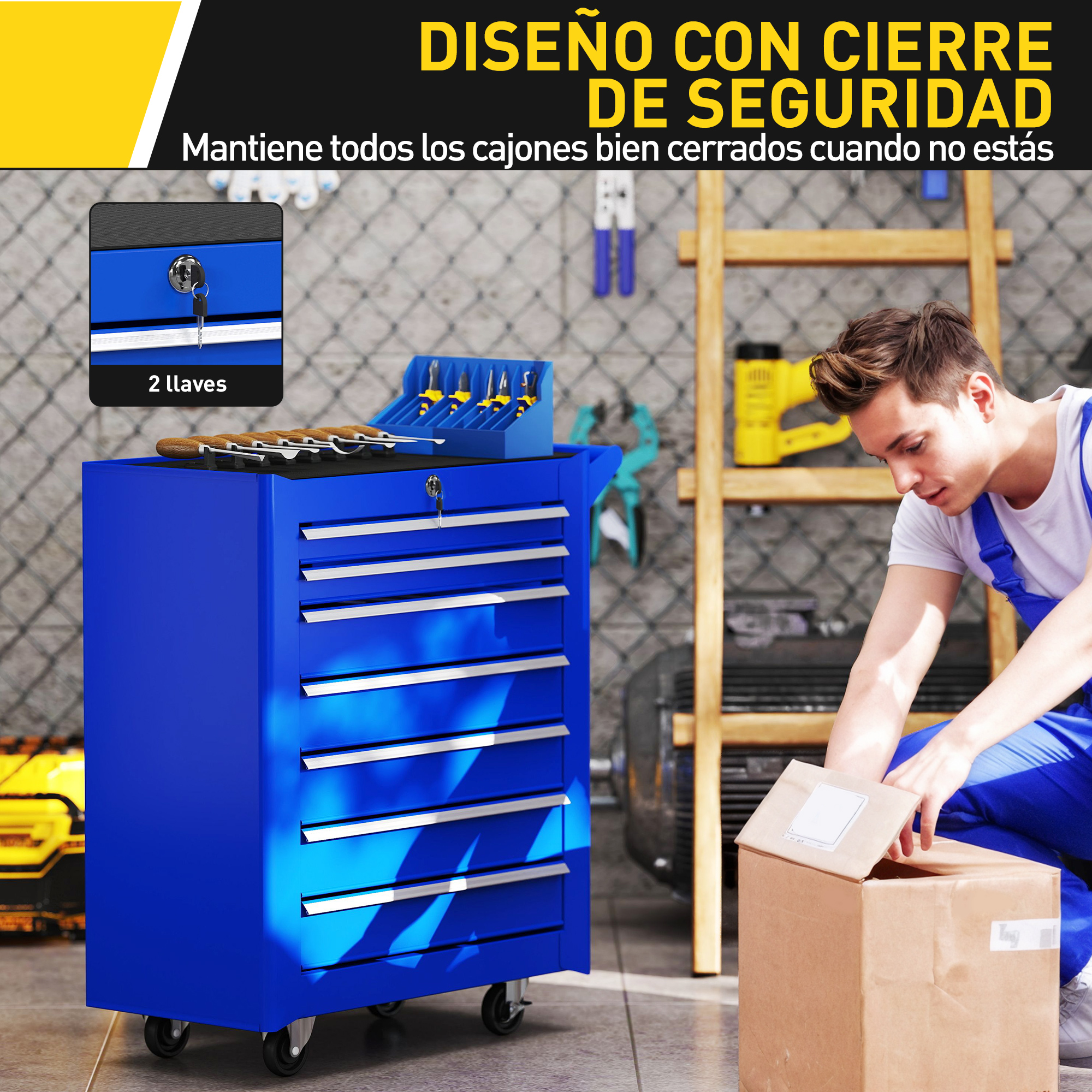 Un hombre con peto azul empaca una caja junto a un arcón de herramientas azul.