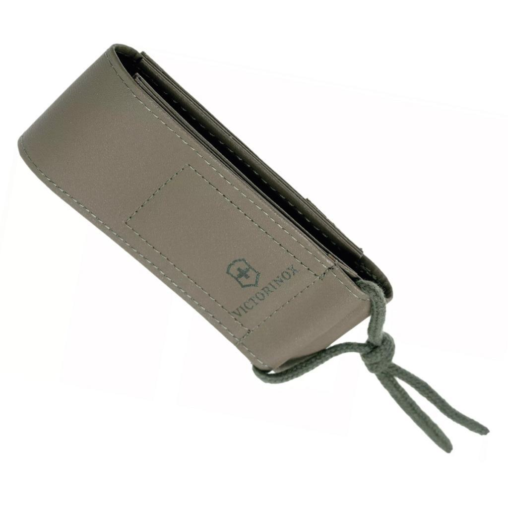 İpli gri Victorinox kılıfı, beyaz arka plan üzerinde.