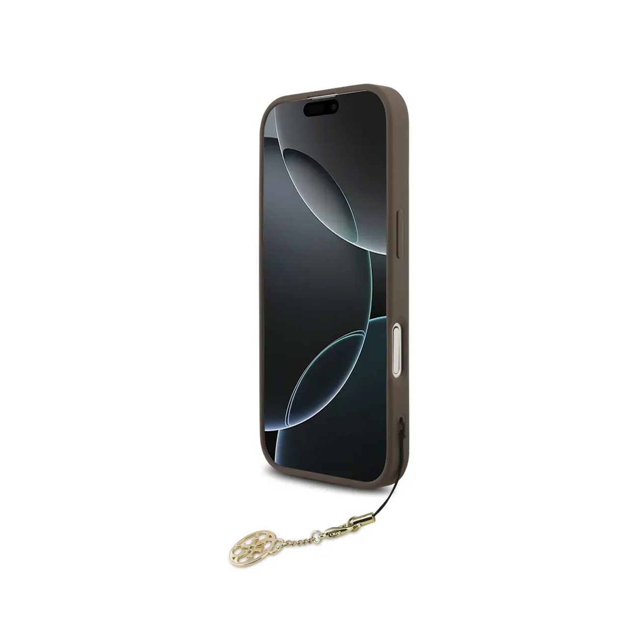 Uno smartphone marrone scuro con un ciondolo dorato attaccato a un anello.