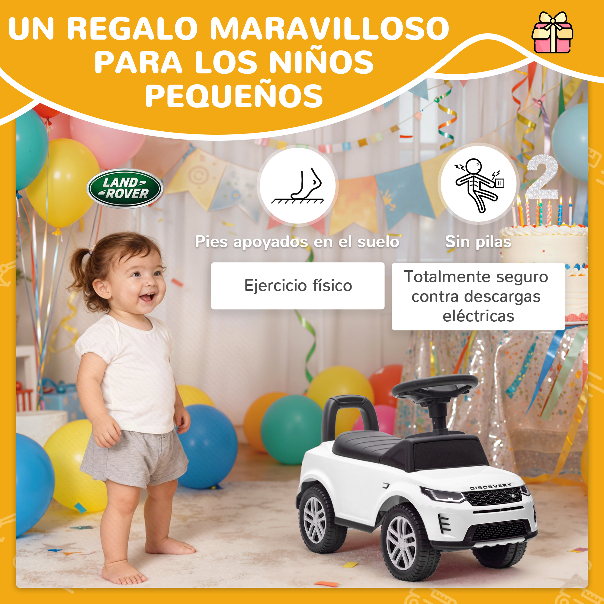 Un niño sonriente está cerca de un coche de juguete blanco, rodeado de globos y decoraciones.