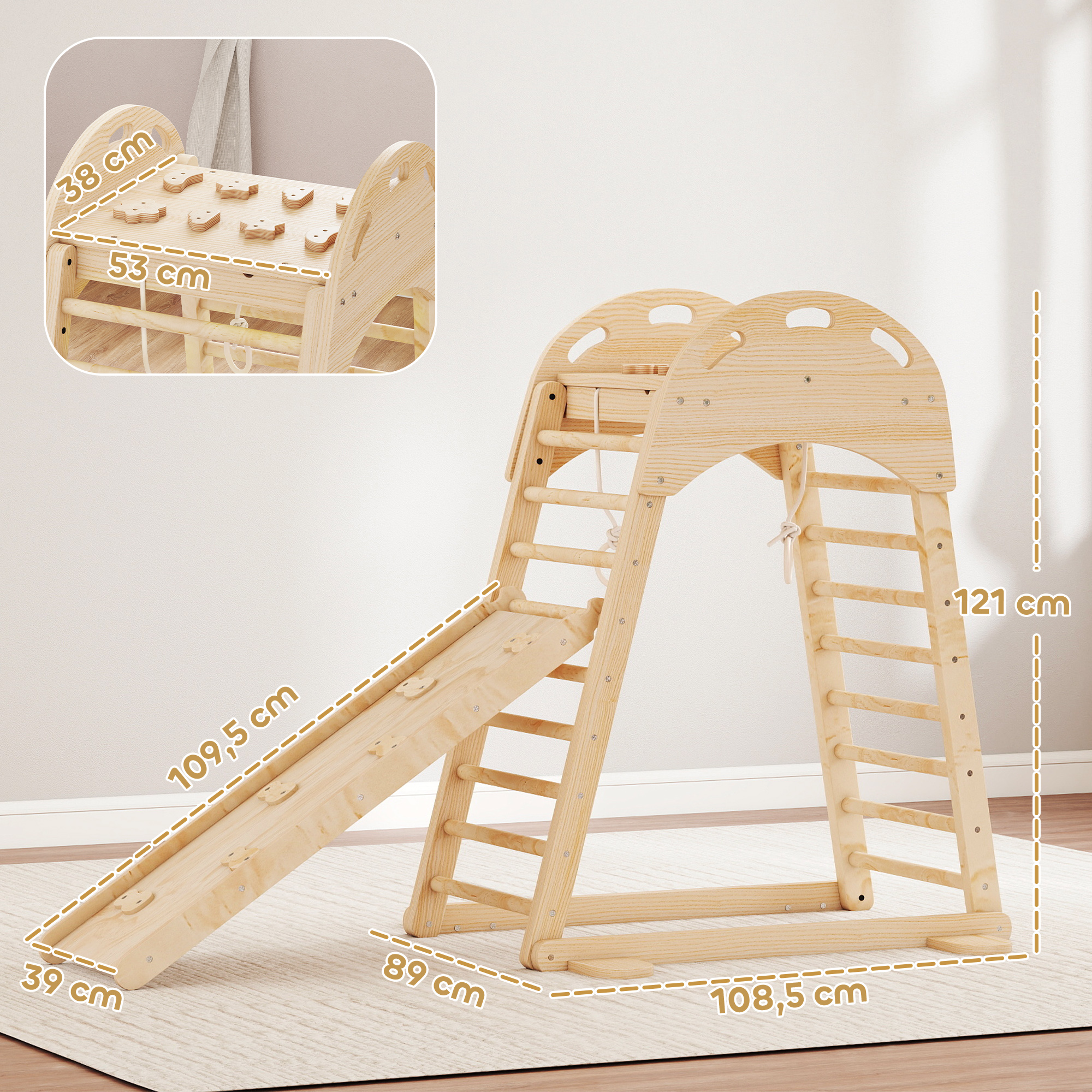 Una estructura de juego de madera con tobogán, rocódromo y pared de barras.