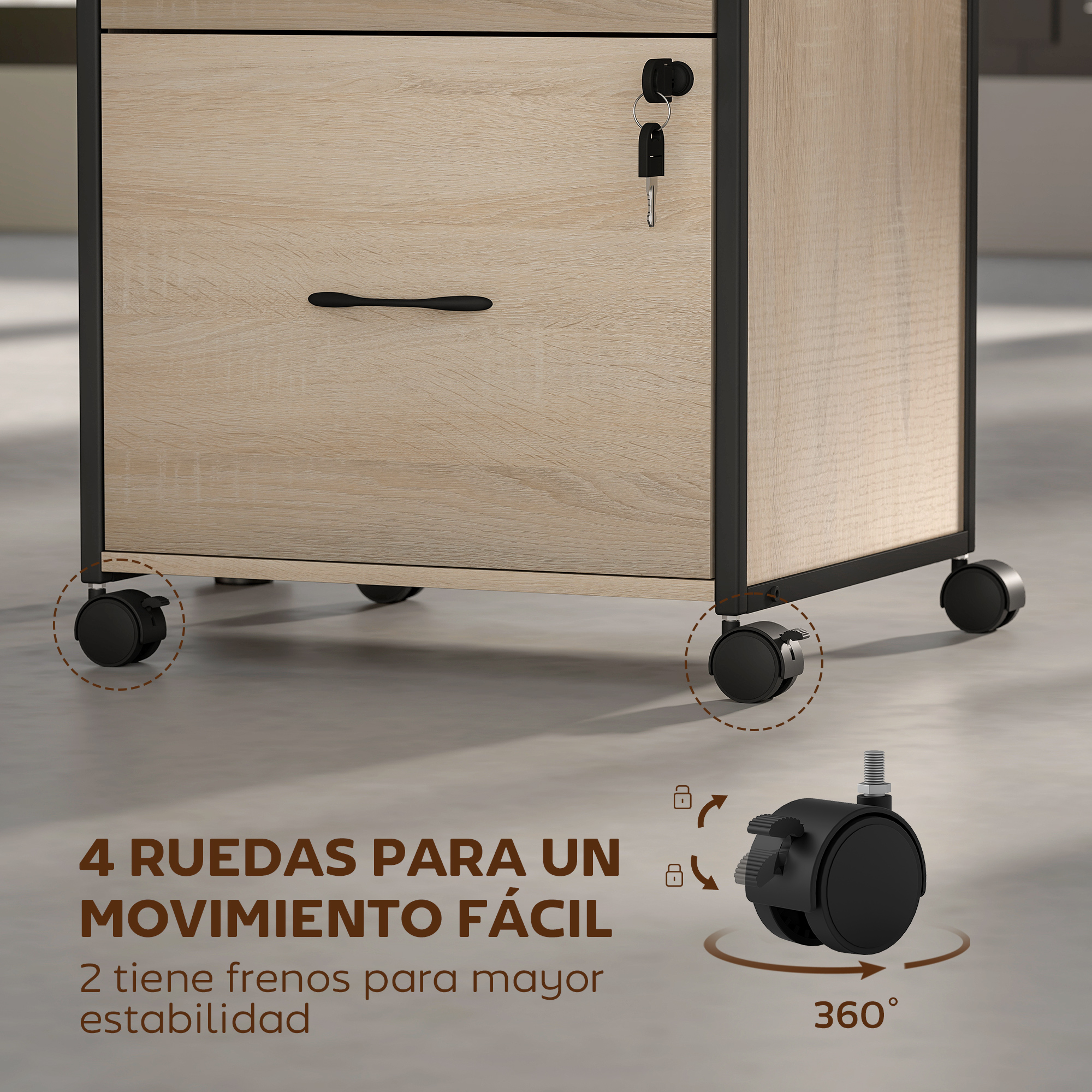 Un archivador de madera con ruedas, una llave en la cerradura.