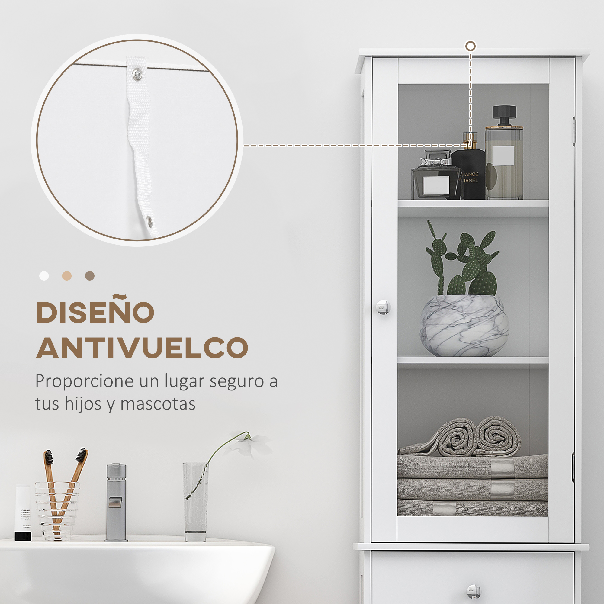 Un armario blanco de pared con puerta de cristal, con artículos de tocador y toallas.