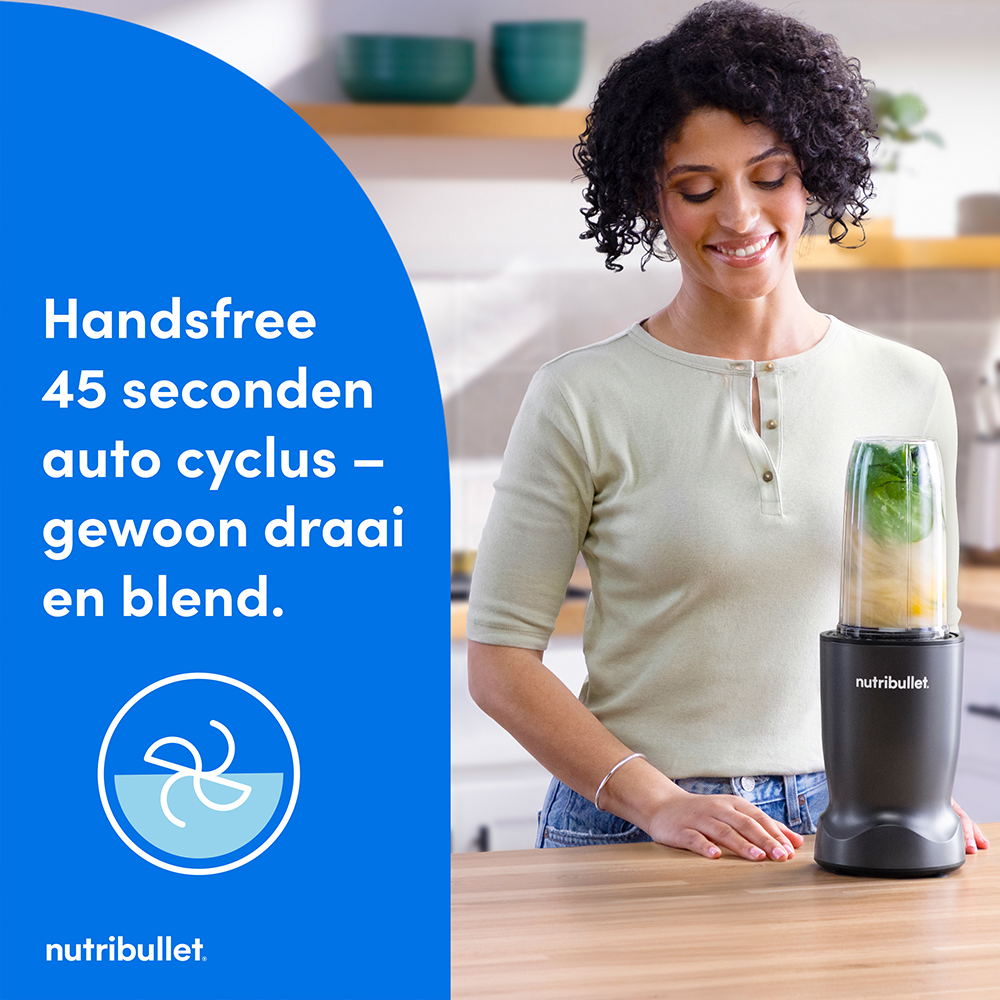 A woman smiles looking at a Nutribullet blender. Text in Dutch.
