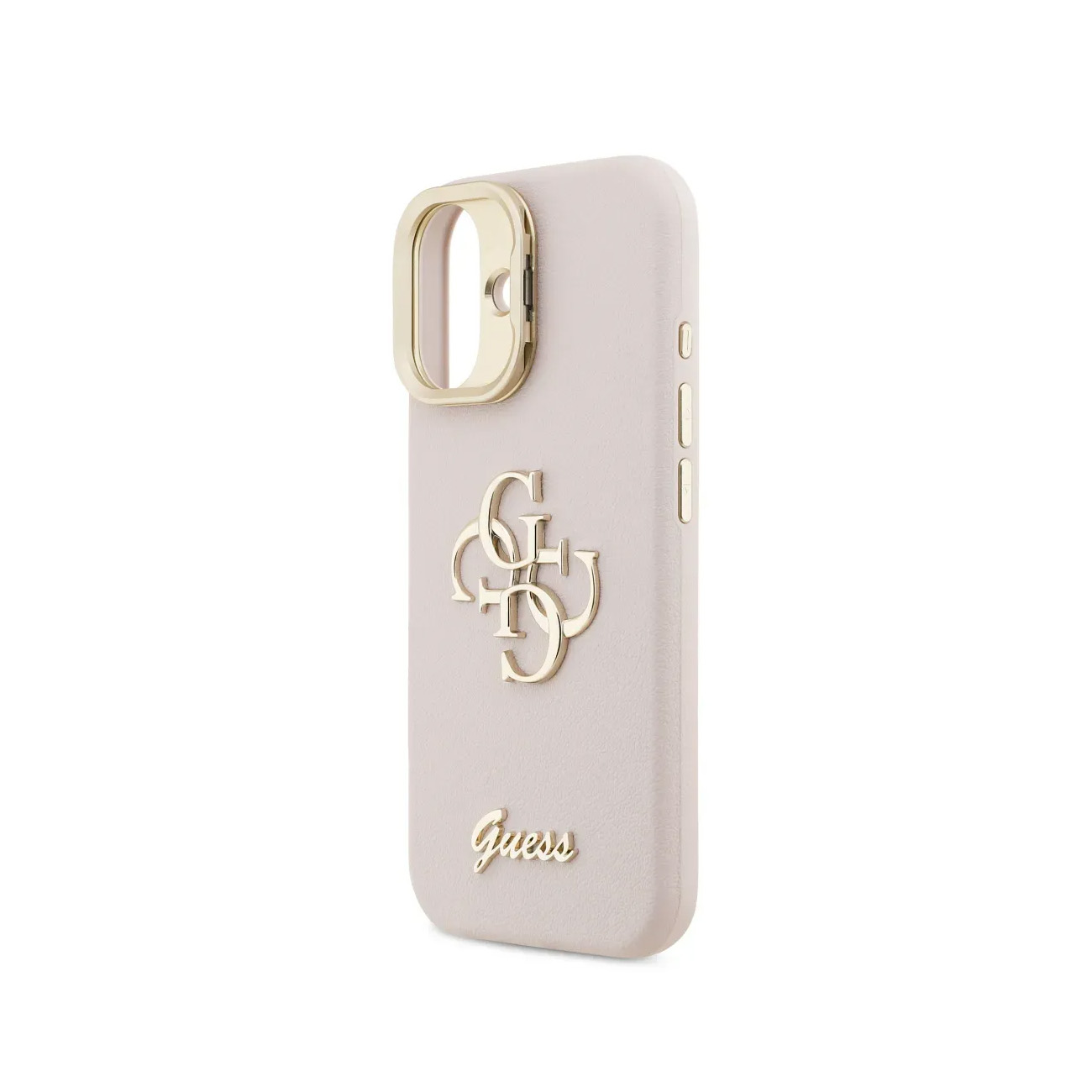 Una funda de teléfono rosa claro con logo dorado de Guess y anillo de cámara.