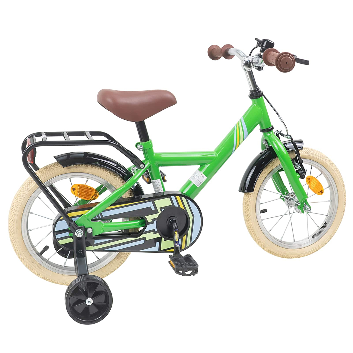 Ein grünes Kinderfahrrad mit braunem Sattel, Stützrädern und Gepäckträger.