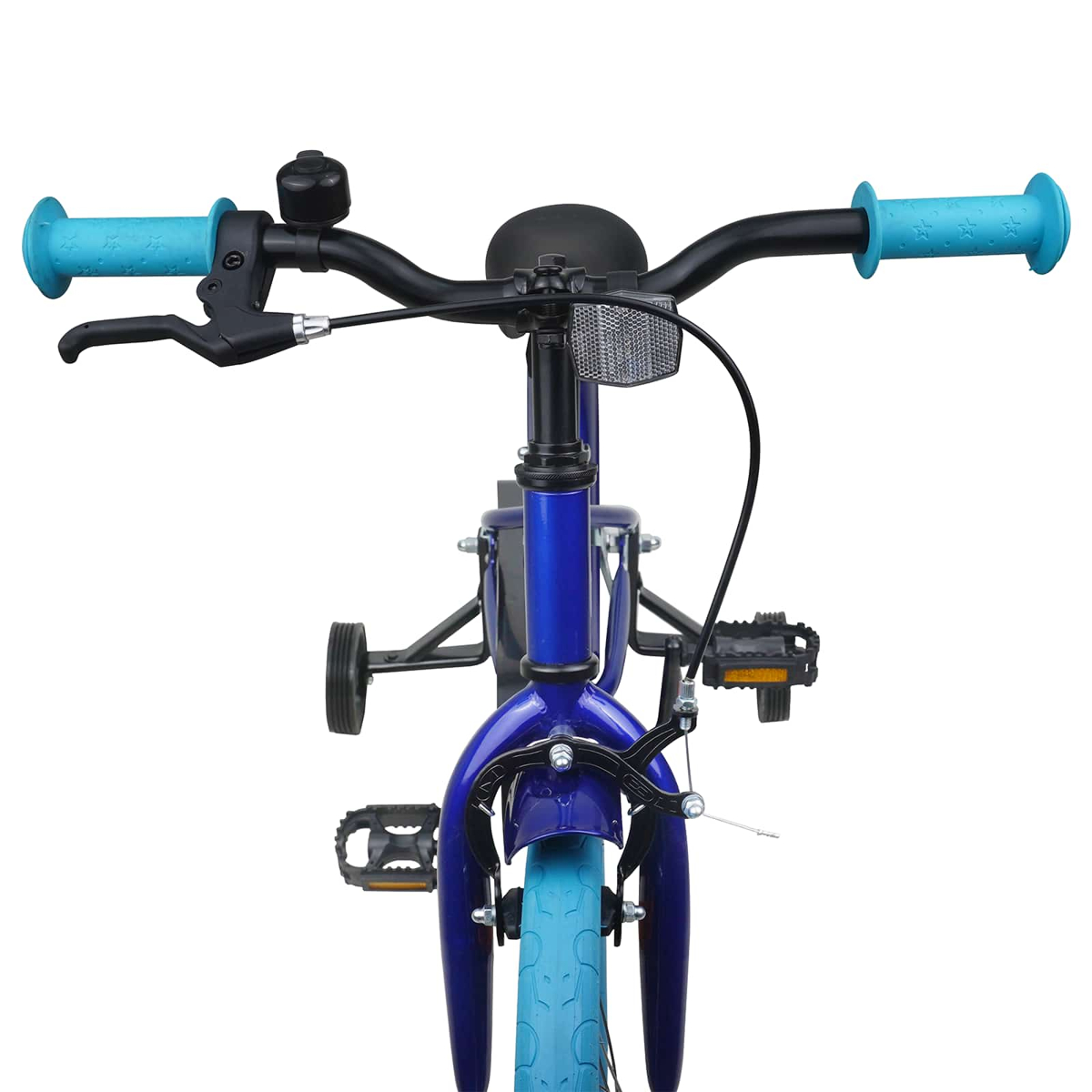 Ein blaues Kinderfahrrad mit Stützrädern, blauen Griffen und blauem Reifen.