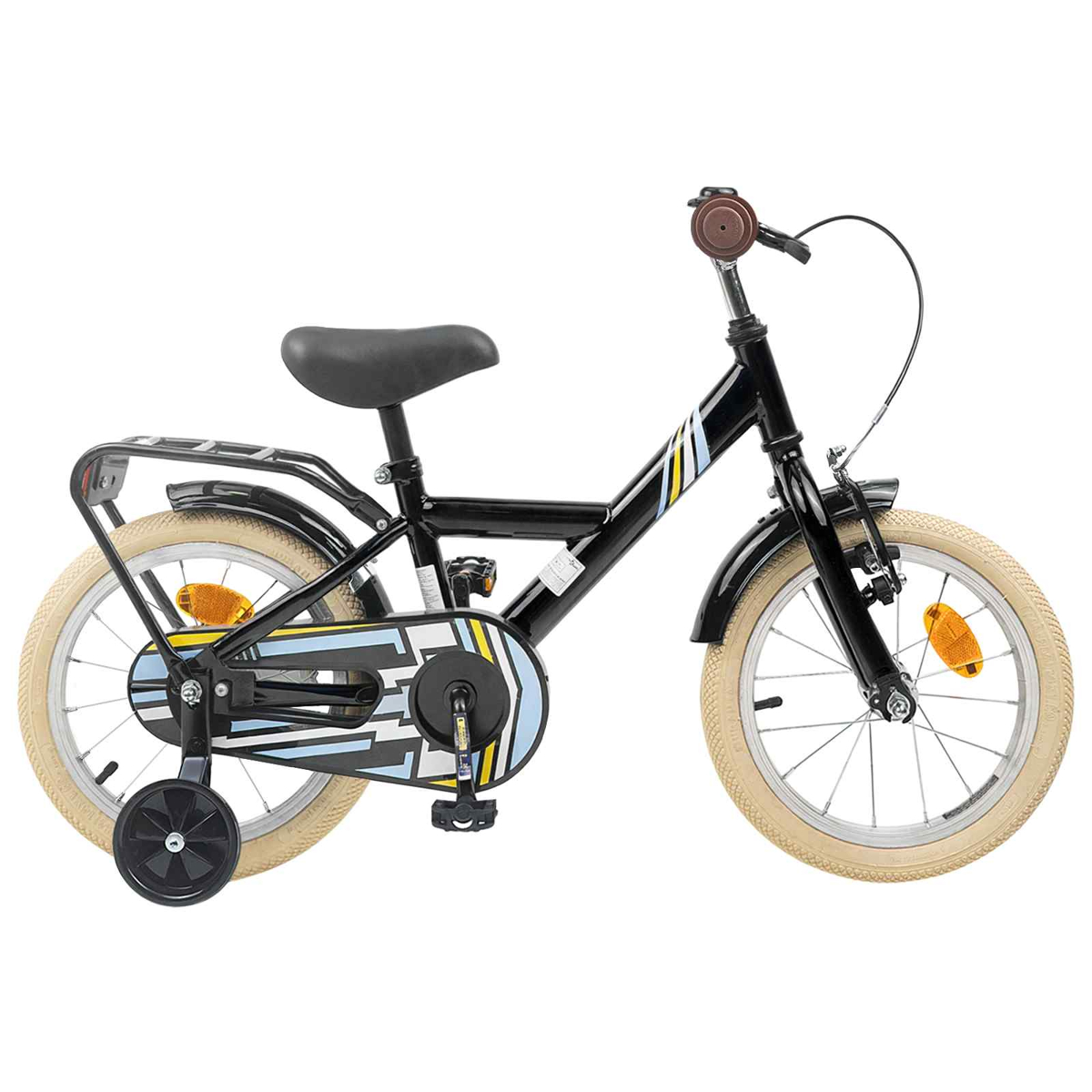 Ein schwarzes Kinderfahrrad mit Stützrädern, beigefarbenen Reifen und Reflektoren.