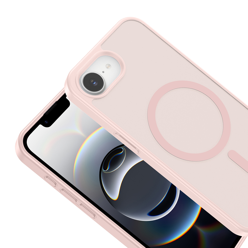 Yuvarlak manyetik halka gösteren şeffaf kılıflı pembe bir iPhone.