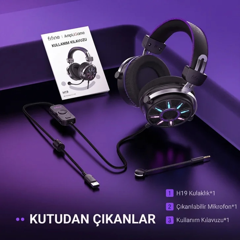RGB aydınlatmalı, mikrofonlu ve kılavuzlu bir FiFine H19 oyuncu kulaklığı.