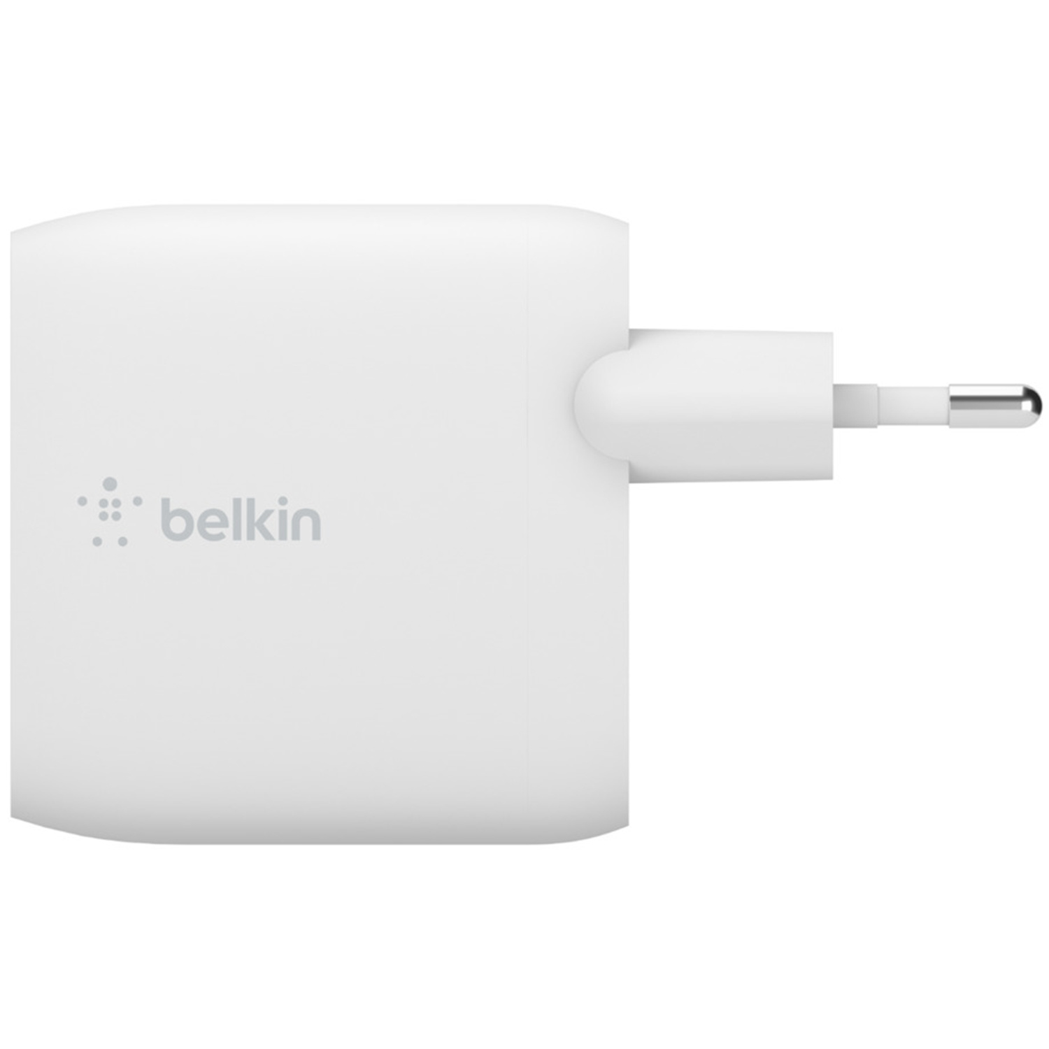Un adattatore Belkin bianco con punta argentata.