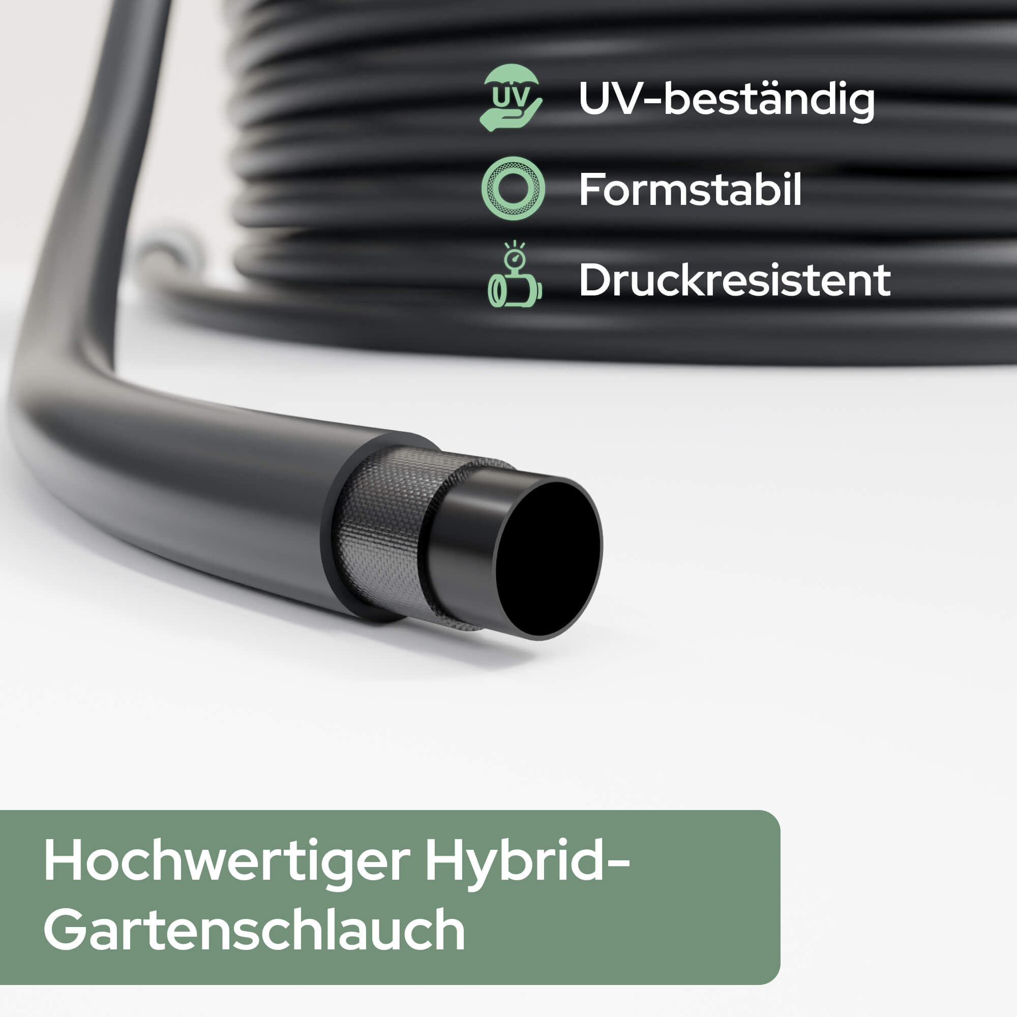 Ein schwarzer Hybrid- Gartenschlauch ist aufgerollt und zeigt Text zur UV-Beständigkeit.